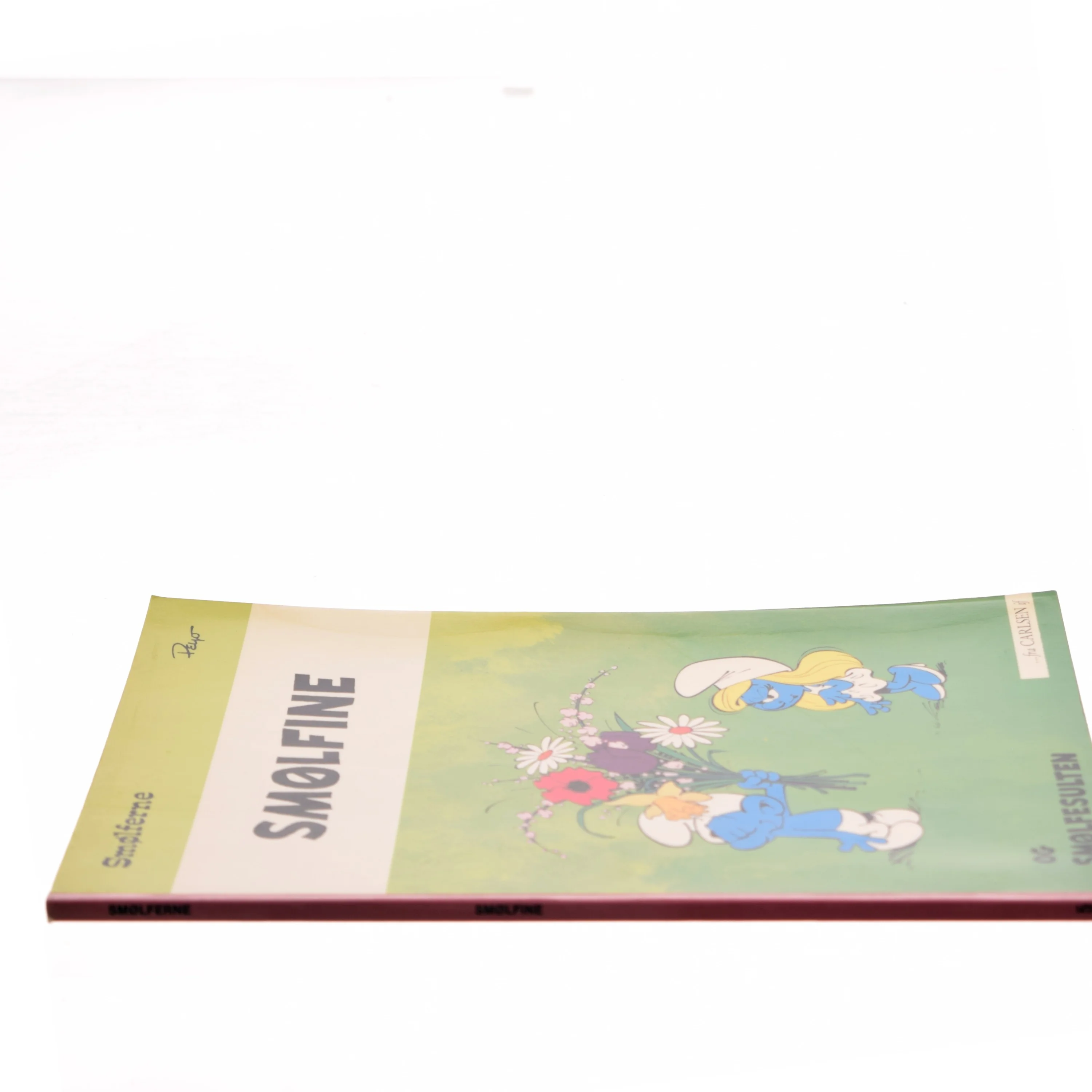 Smølfine og smølfesulten af Peyo (Bog)