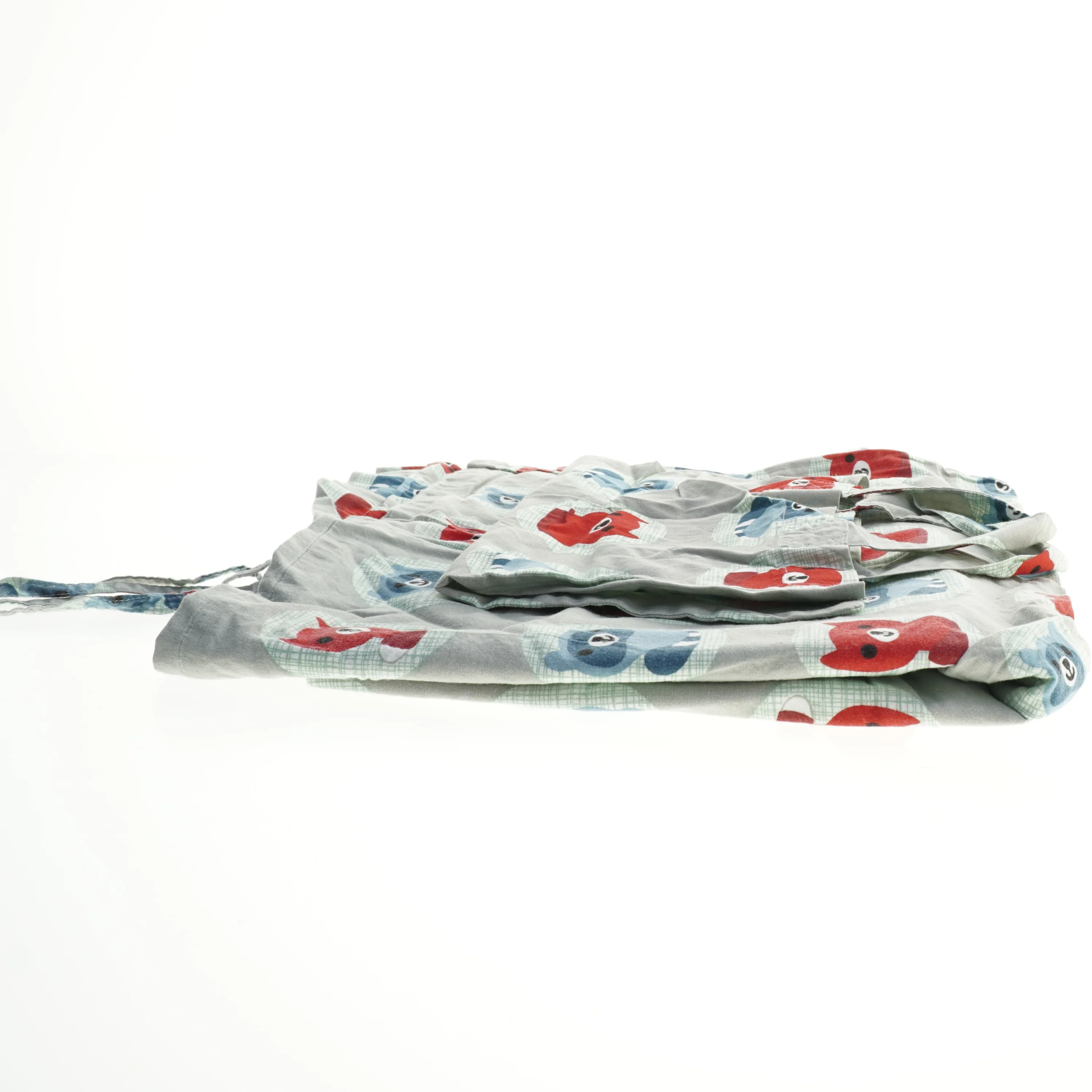 Barnesengetøj med bjørnemotiv fra Franck Fischer (str. 30 cm x. 36 cm. og. 96 cm x. 125 cm)