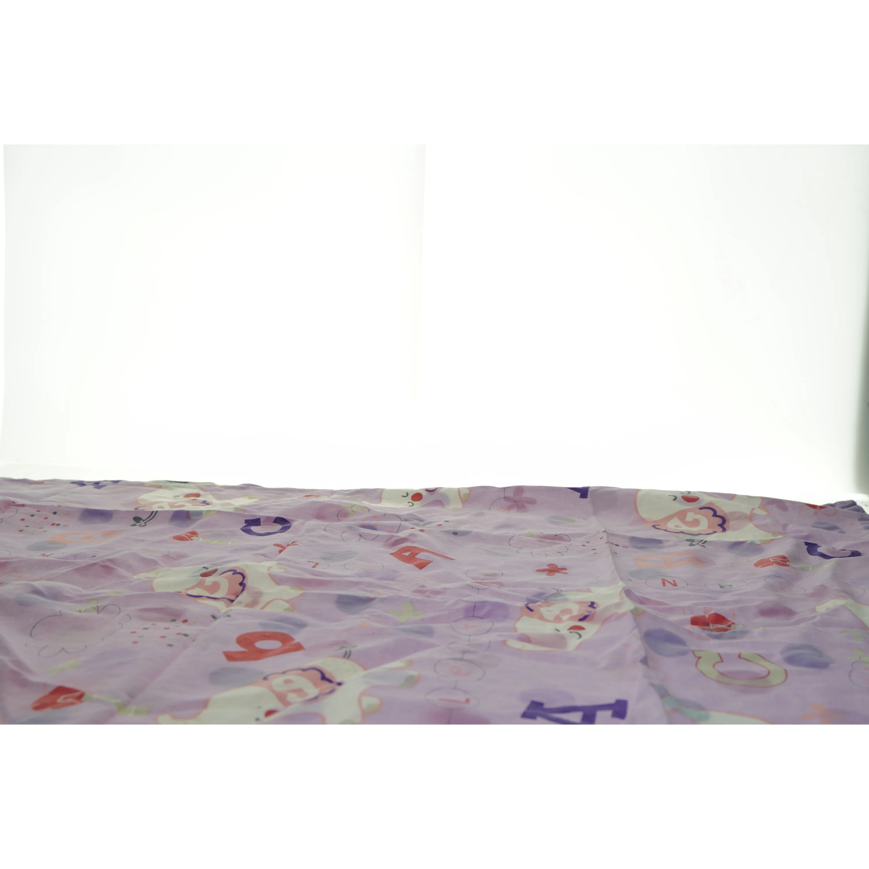 Juniorsengetøj med alfabet og dyr fra Fisher Price (str. 90 x 125 cm)