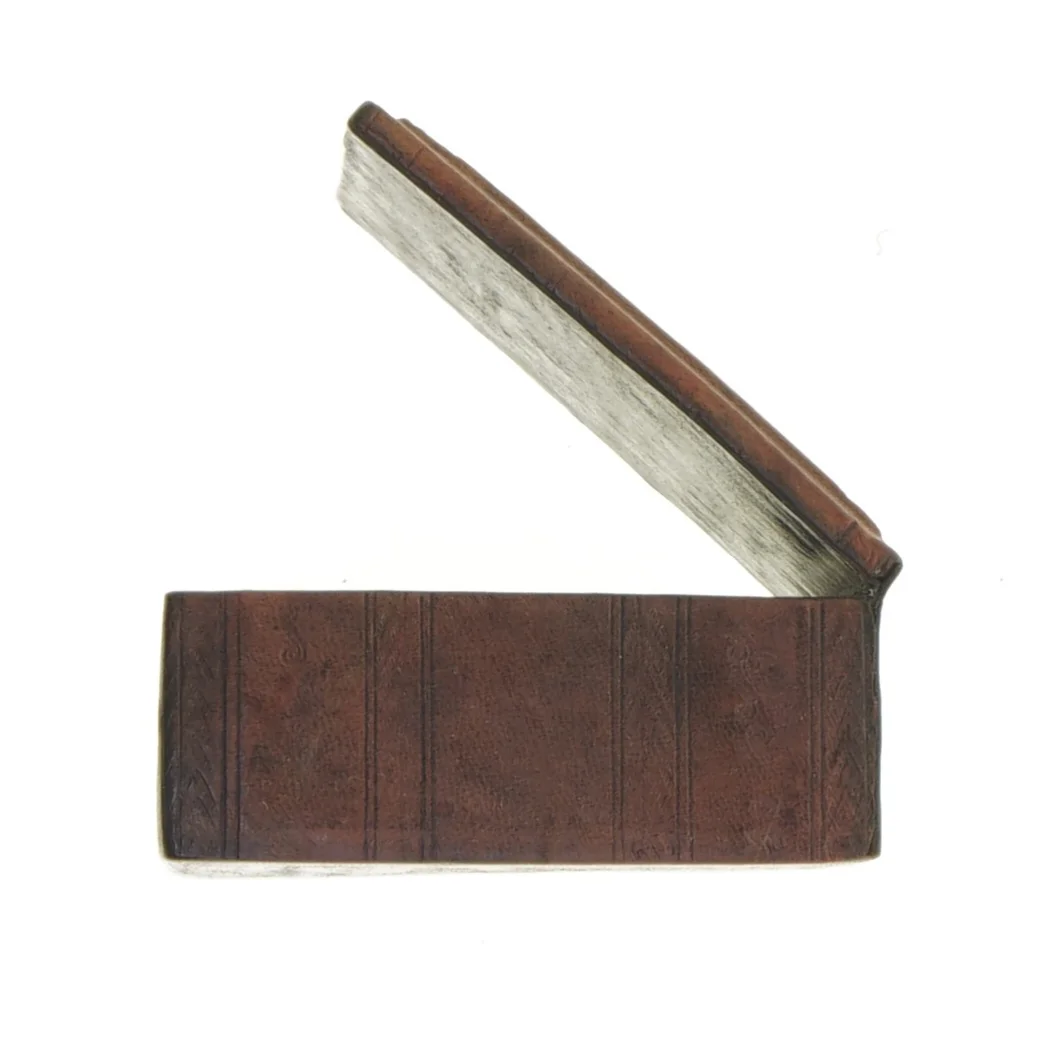 Træ-æske beklædt med skind  