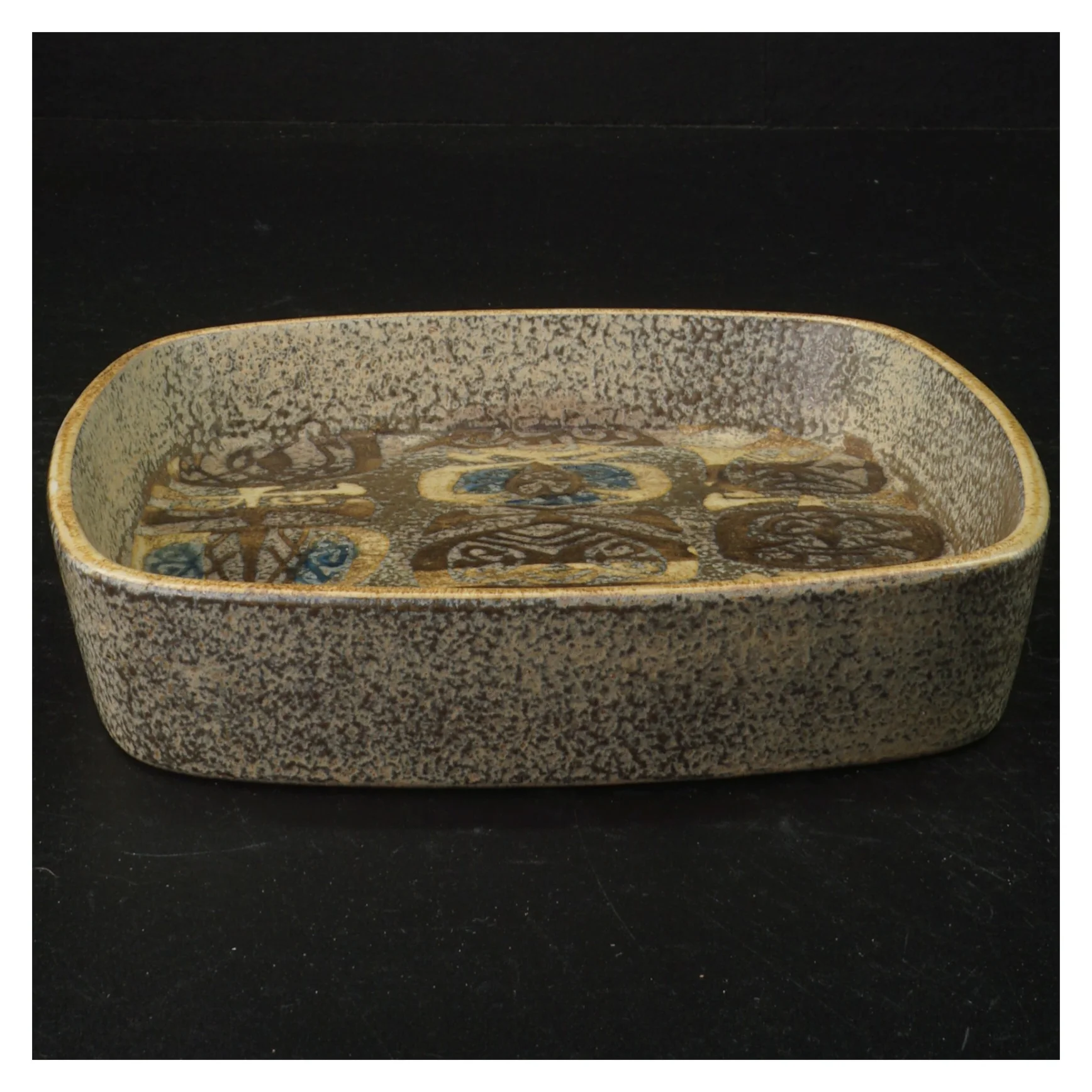 Keramisk fad fra Aluminia (str. 15 x 15 cm)