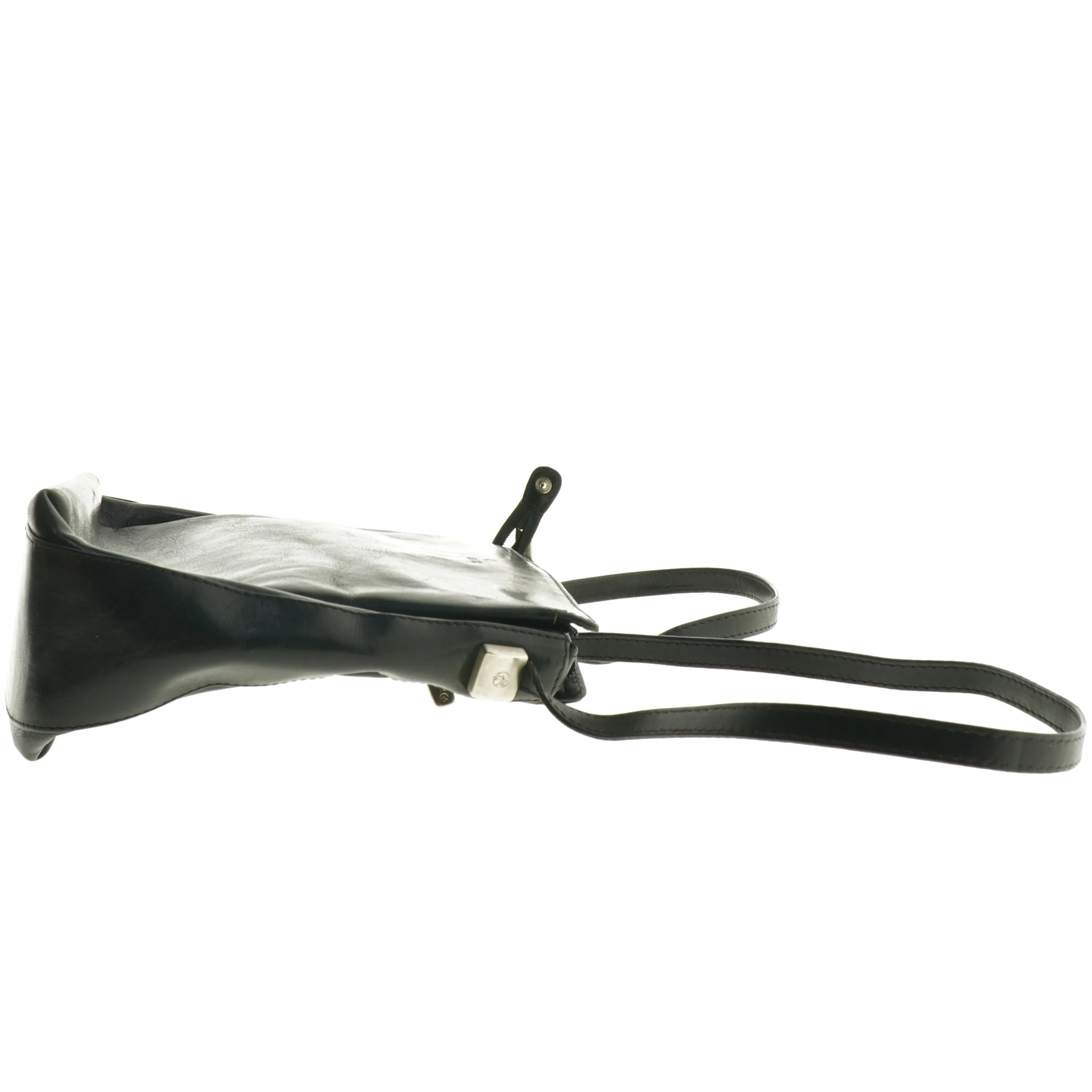 Sort skuldertaske i læder fra Adax (str. 31 x 26 cm)