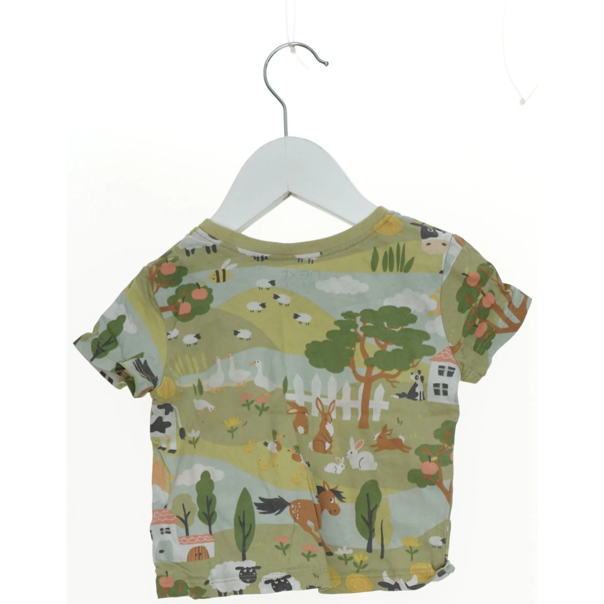 Børne T-shirt med bondegårdsprint fra Next (str. 68)