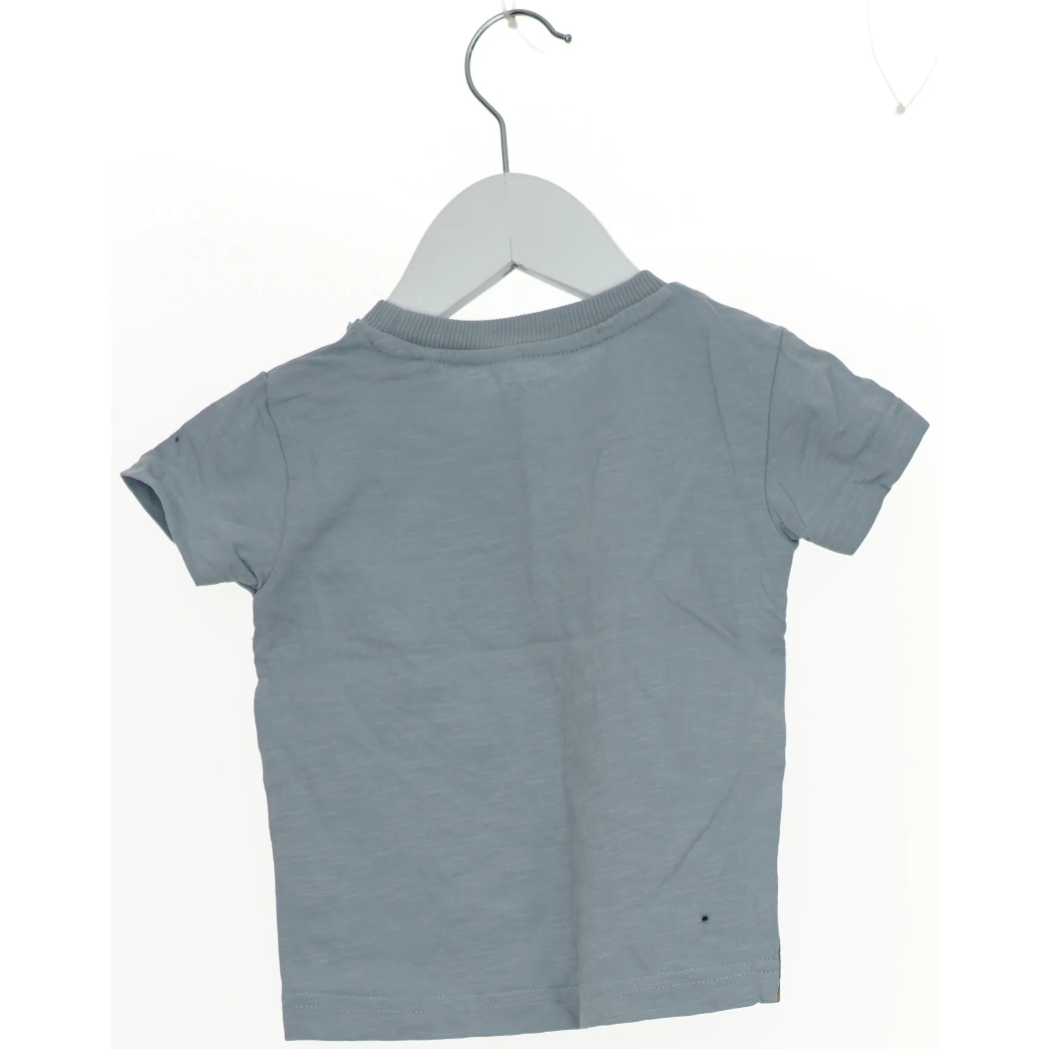 T-shirt med motiver fra Next (str. 74)