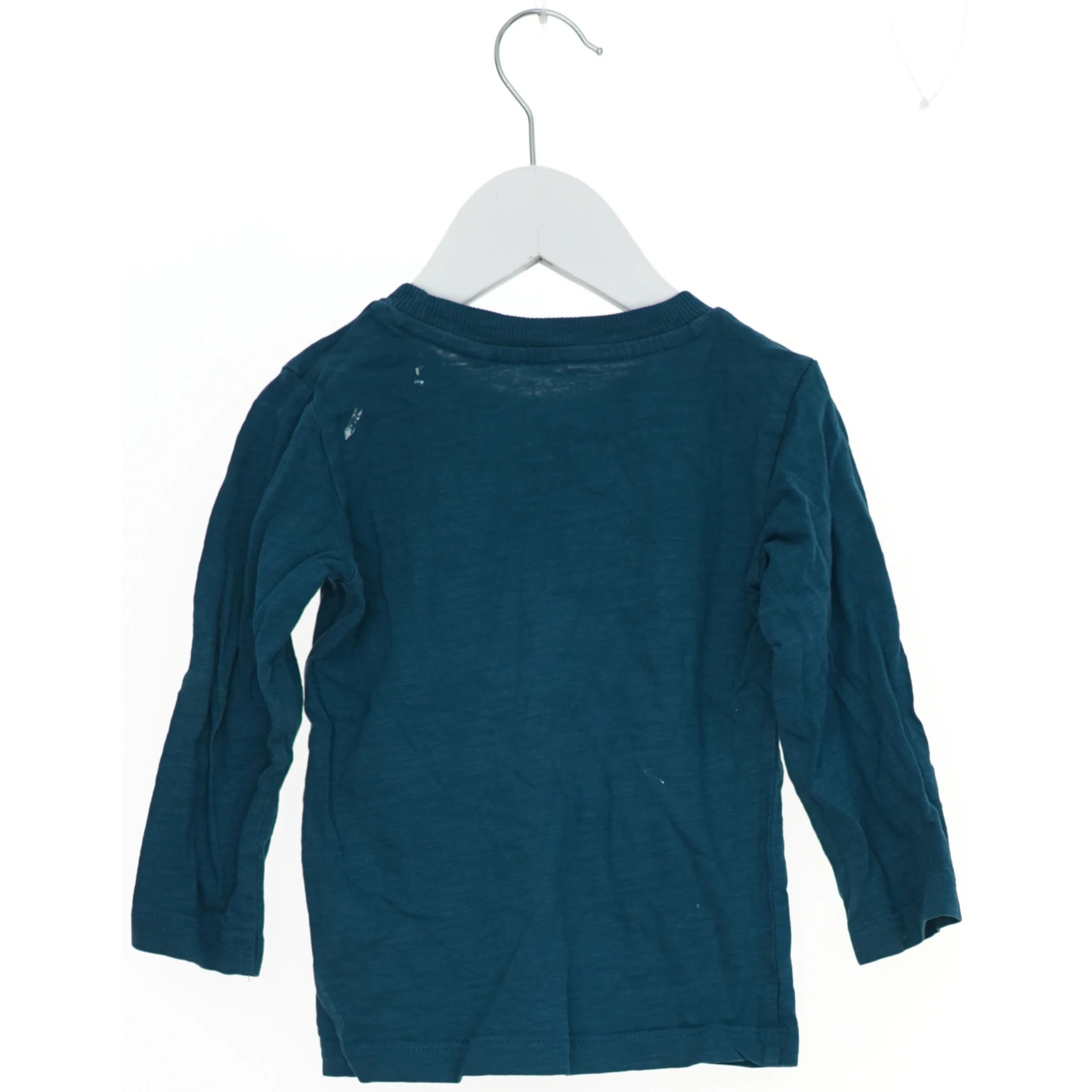 Bluse med køretøjsmotiv fra Next (str. 86)