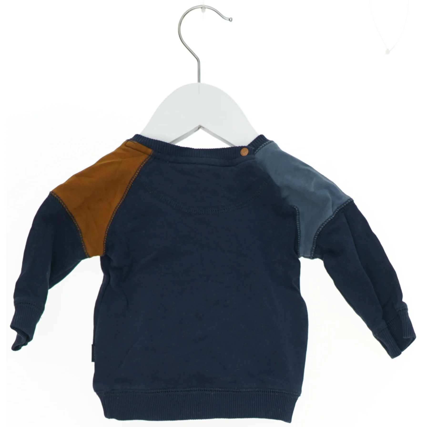 Børne sweatshirt med kontrastærmer fra Noppies (str. 62)