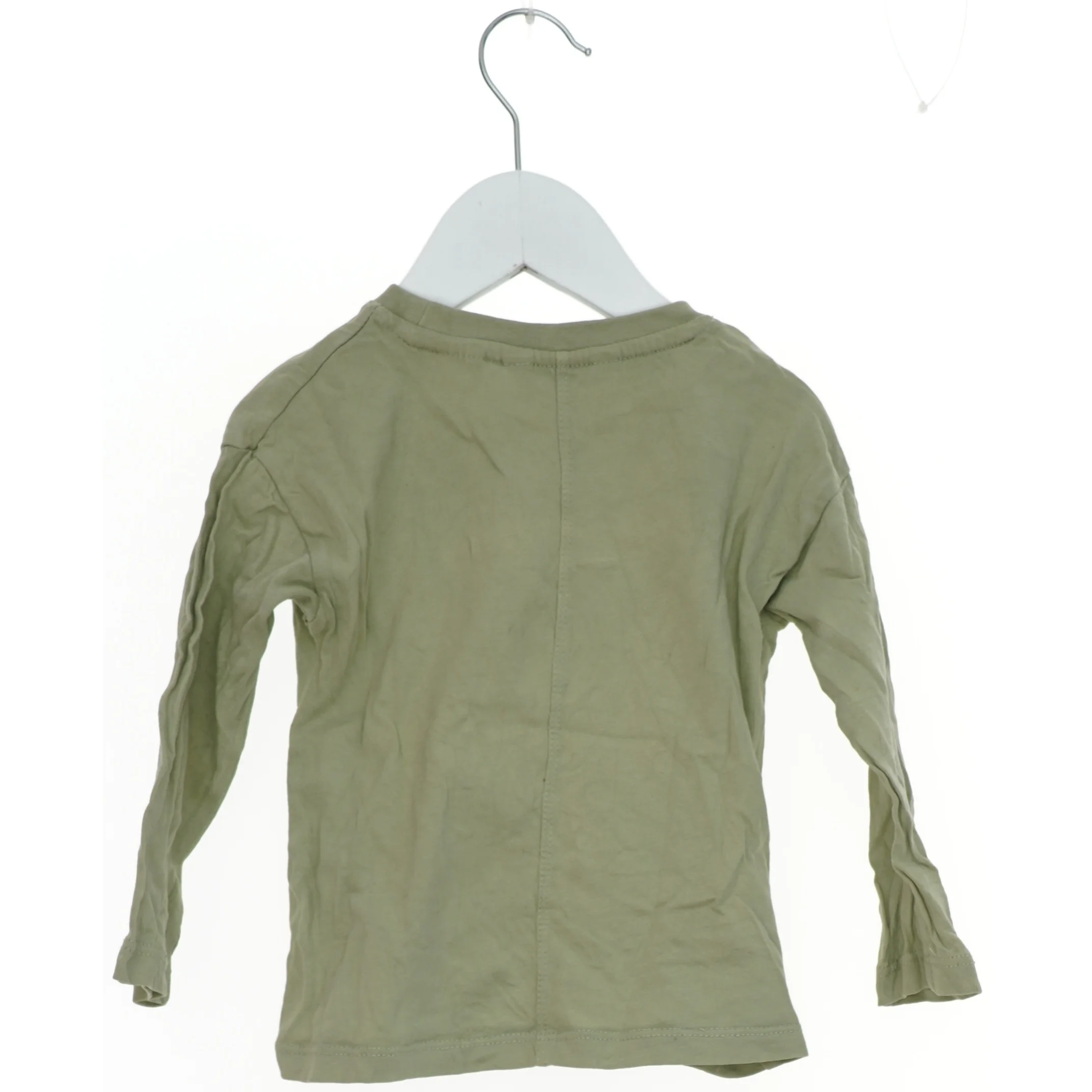 Langærmet trøje med print fra Mango (str. 86)