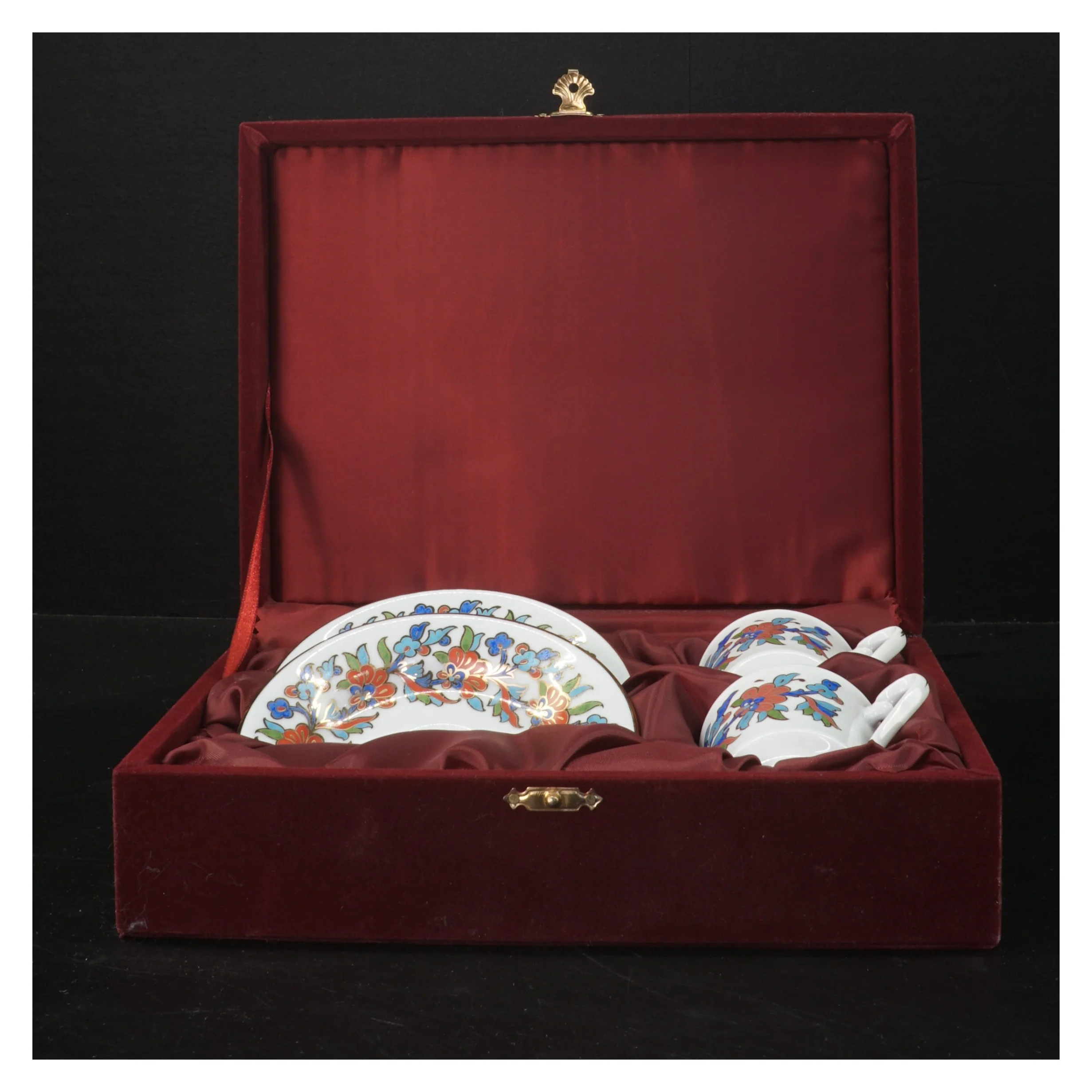 Porcelæns kaffekop sæt med tallerkener fra Kutahya (str. Ø 11,5& 5,5 cm)