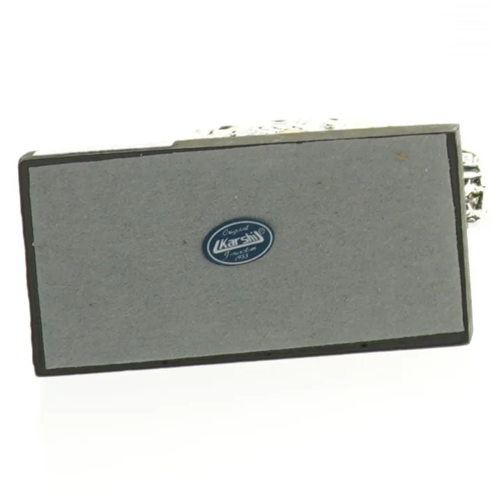 Dekoration på sokkel fra H.Karshi (str. 14 cm)