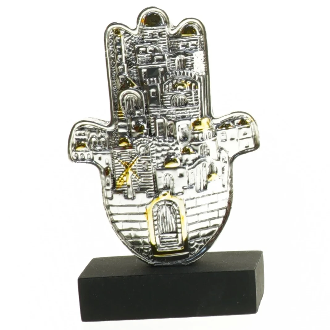 Dekoration på sokkel fra H.Karshi (str. 14 cm)