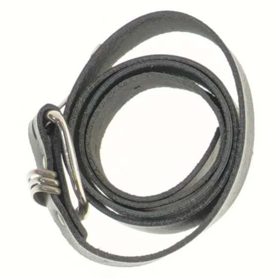 Sort læderbælte med metalspænde (str. 80 cm)