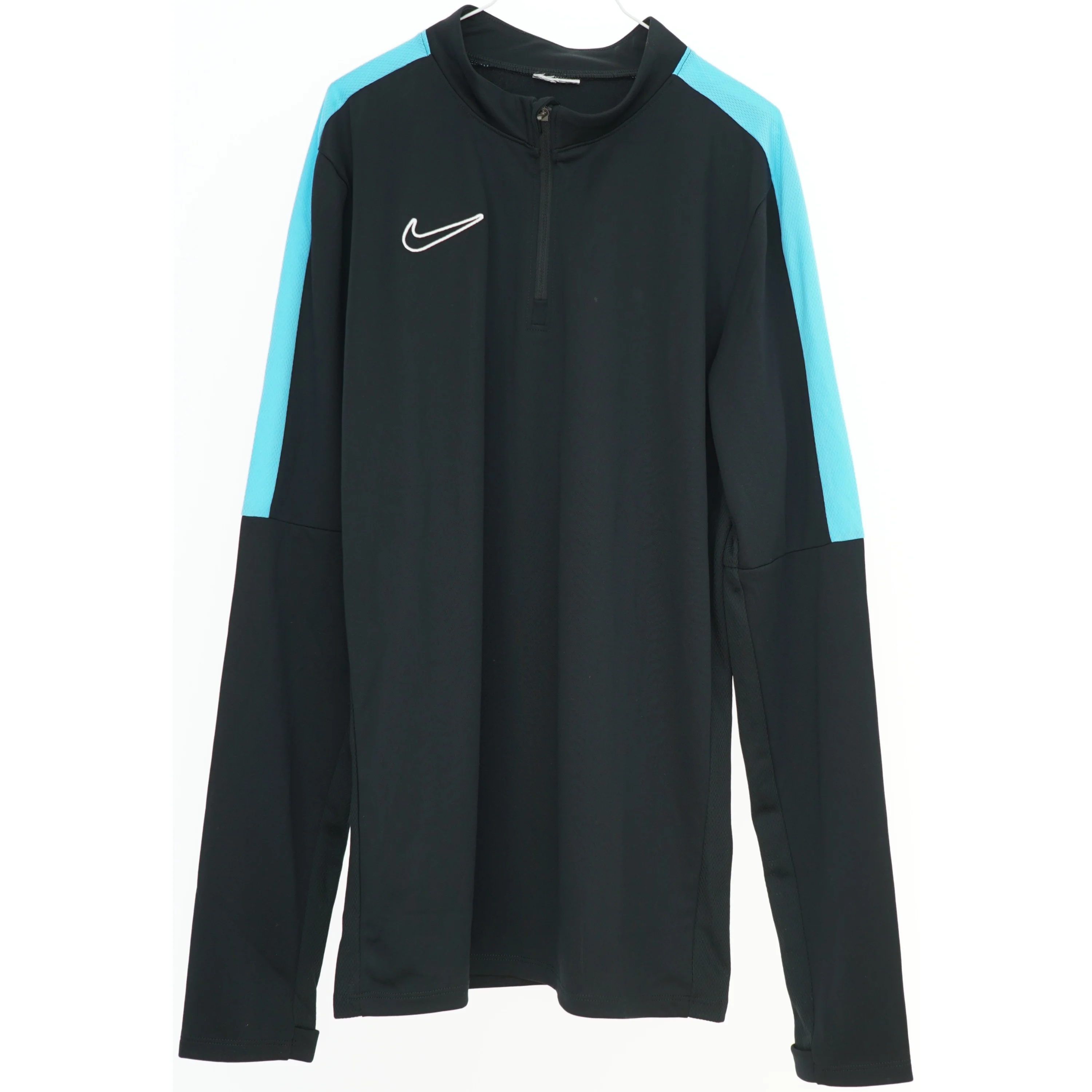 Sort og blå Nike træningssæt fra Nike (str. L)