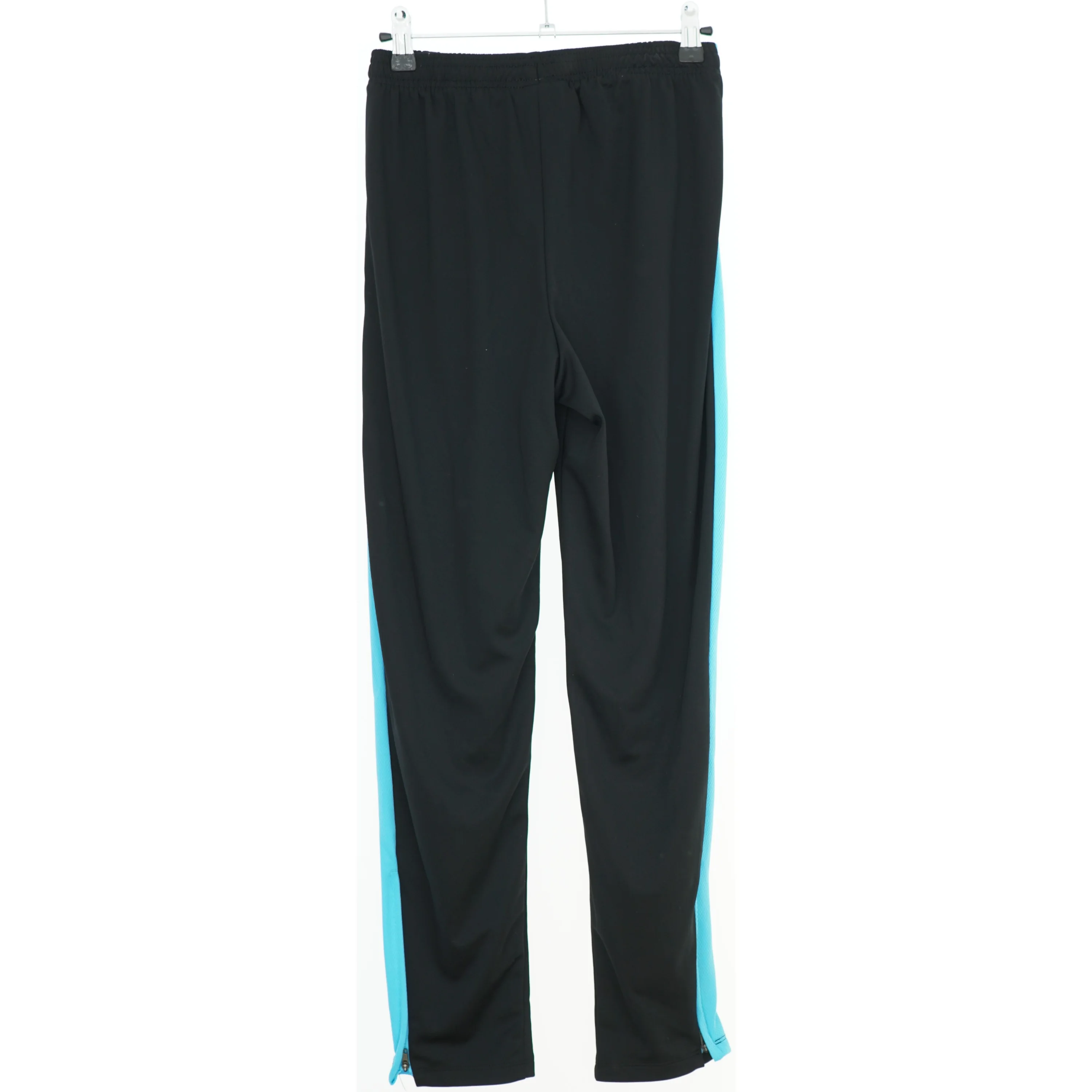 Sort og blå Nike træningssæt fra Nike (str. L)