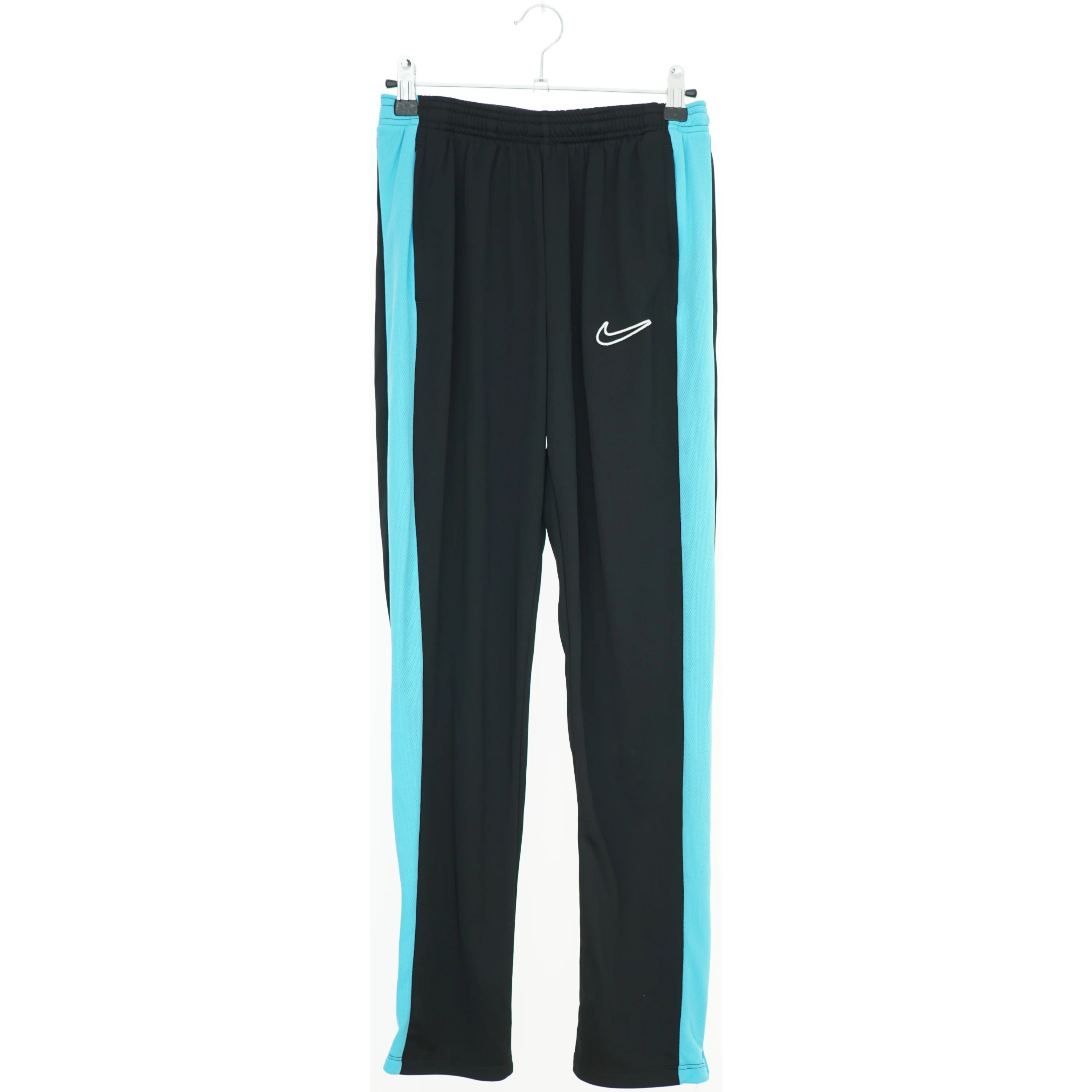 Sort og blå Nike træningssæt fra Nike (str. L)