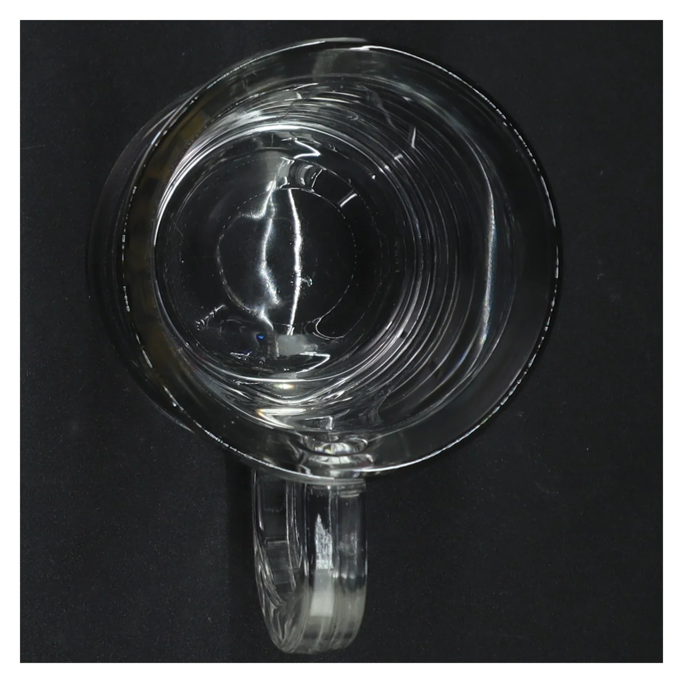 Glasølkrus med indgravering (str. Ø 8 x 14 cm)