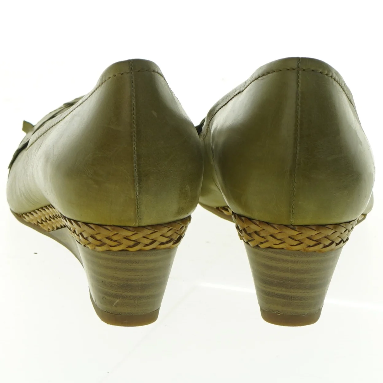 Grønne pumps fra Marco Tozzi (str. 39)