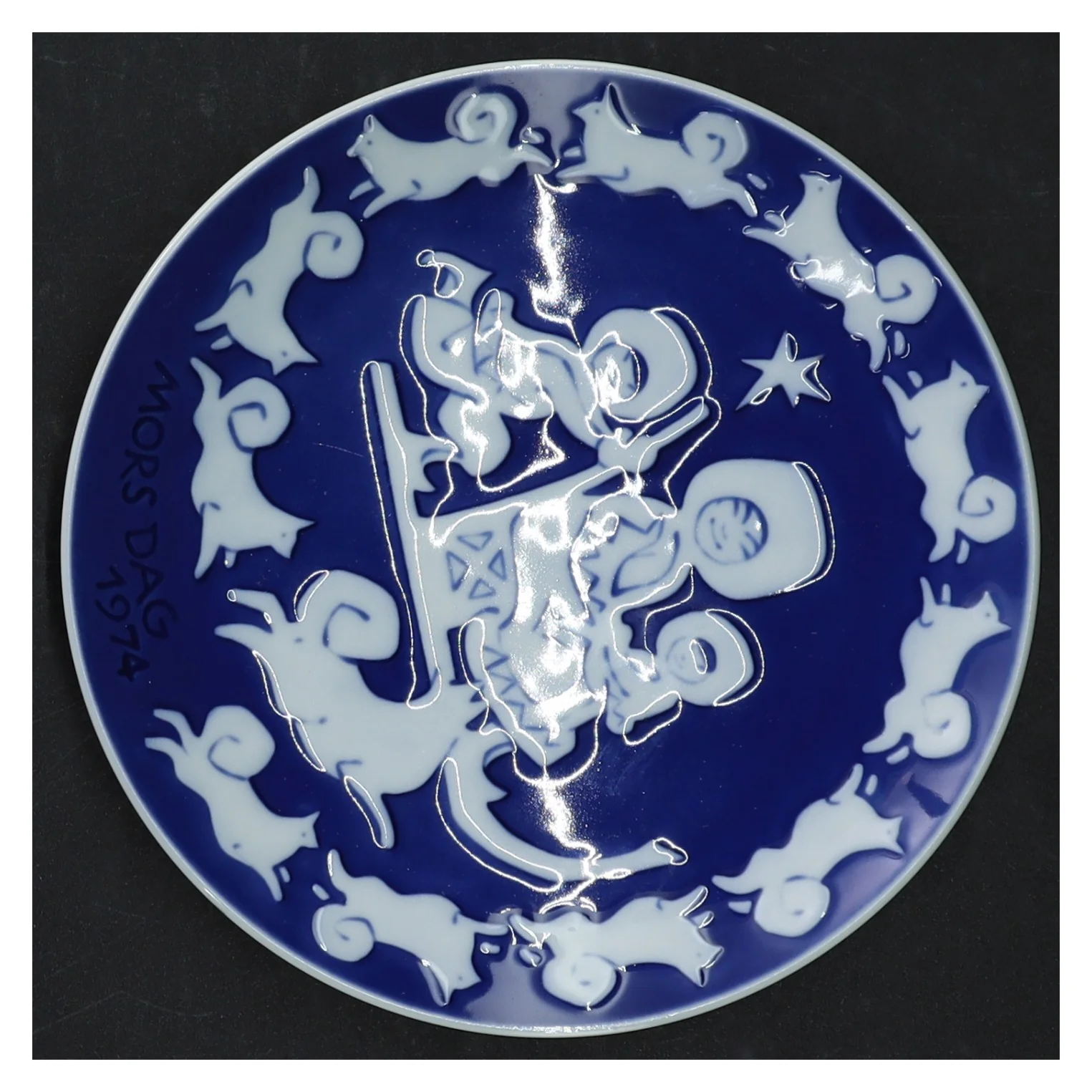 Royal Copenhagen Mors Dag platte 1974 fra Royal Copenhagen (str. Ø. 15 cm)