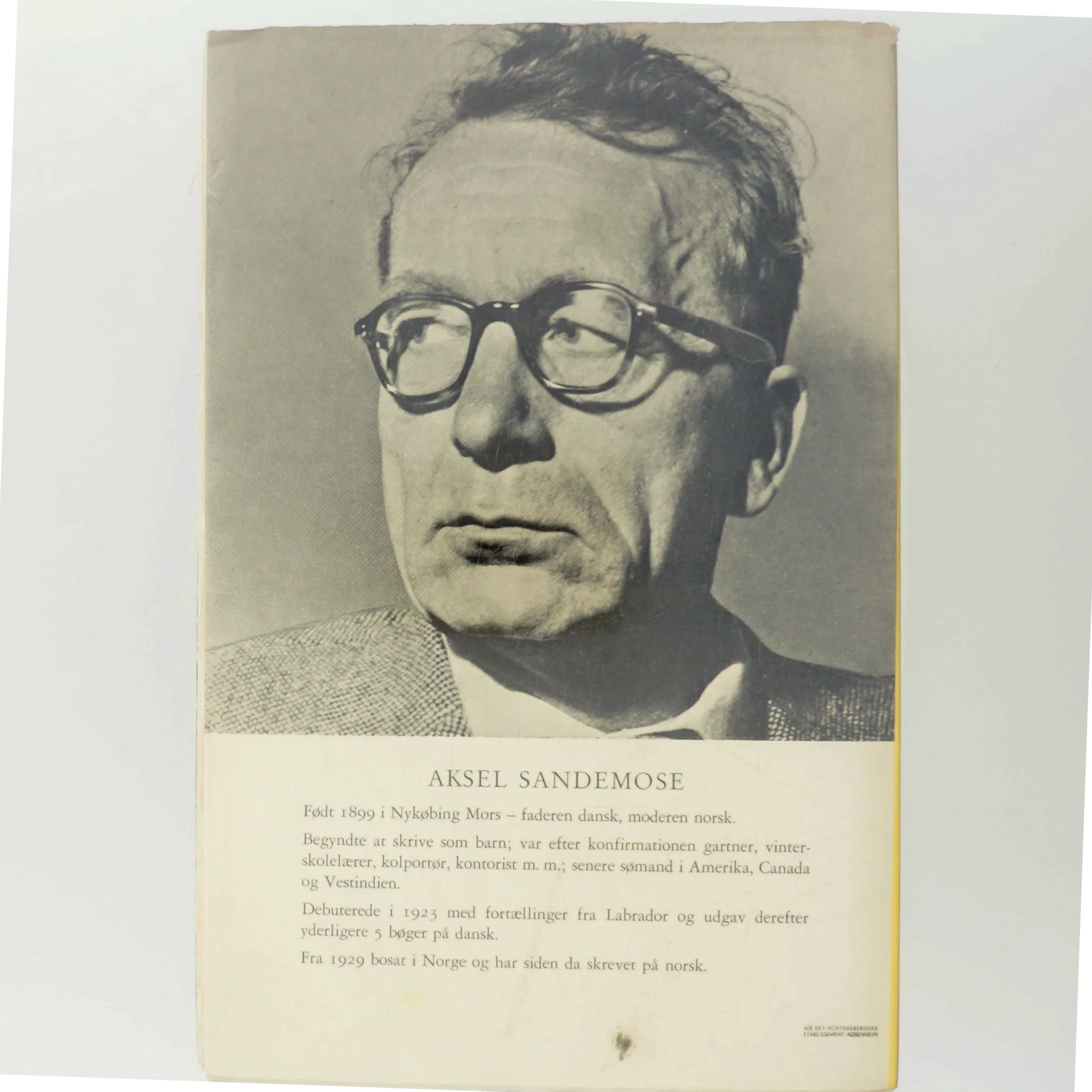 Tjærehandleren af Aksel Sandemose (Bog)