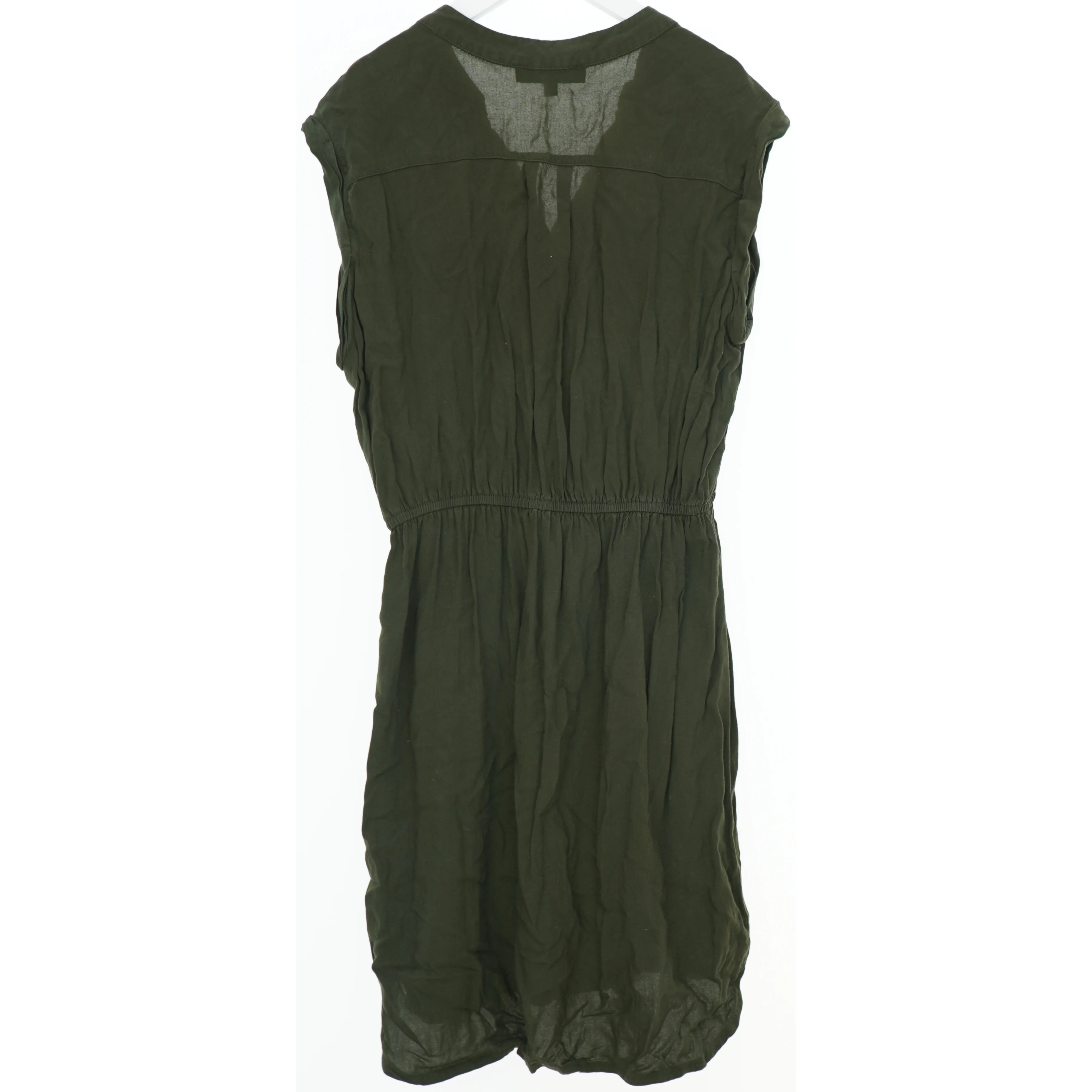 Grøn kjole med lommer fra New Look (str. 128)