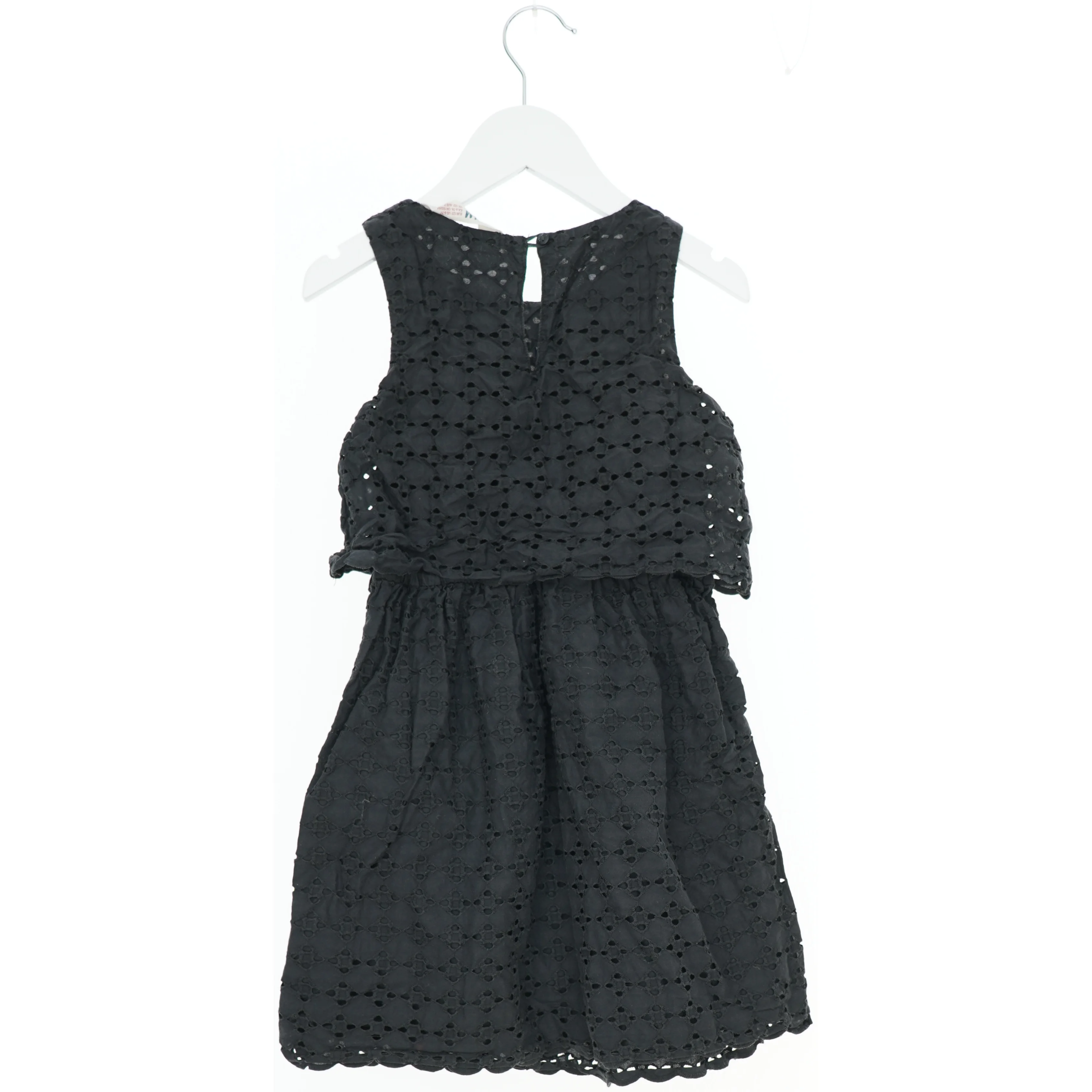 Sommerkjole med mønster fra H&M (str. 122)