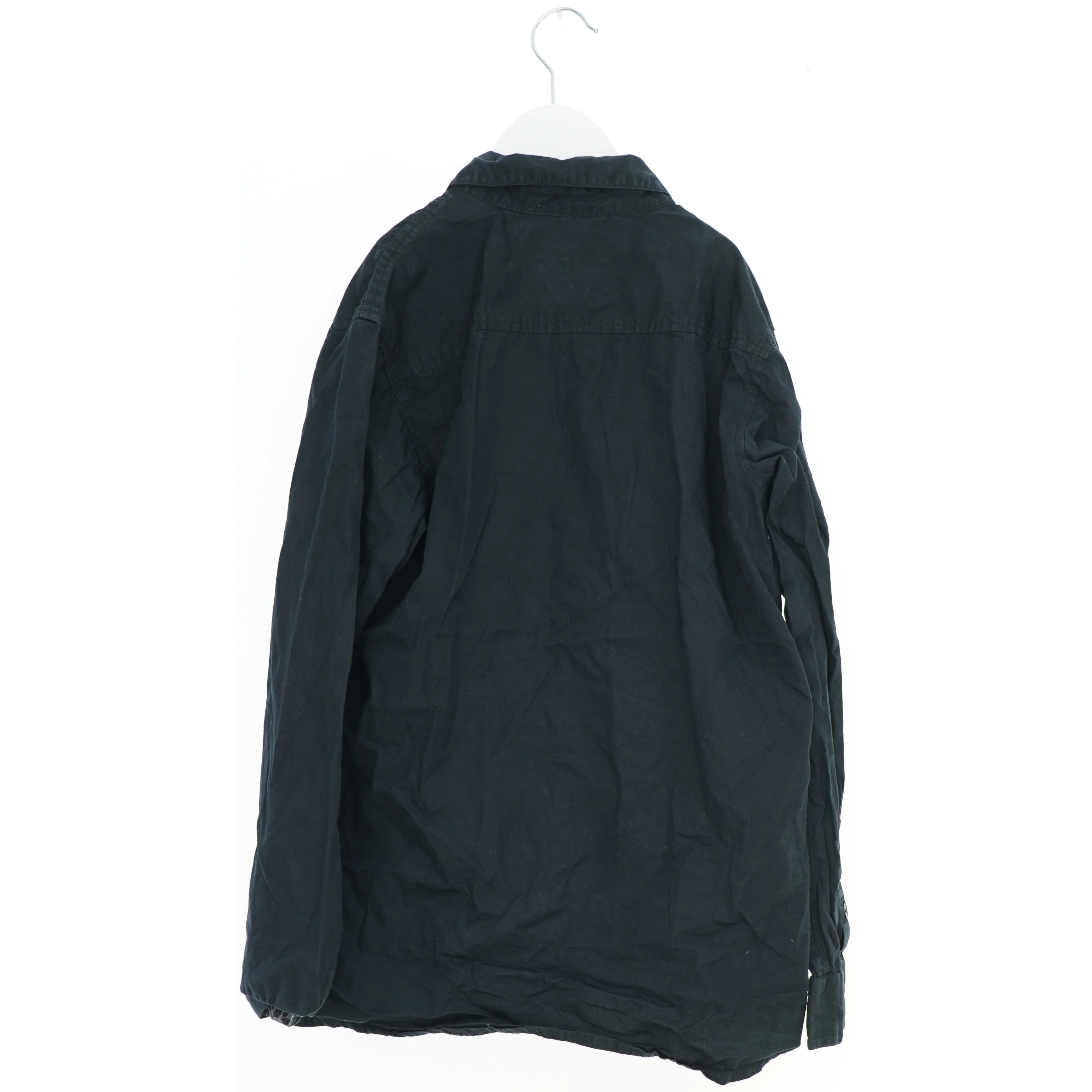 Langærmet skjorte fra DNG (str. 164)