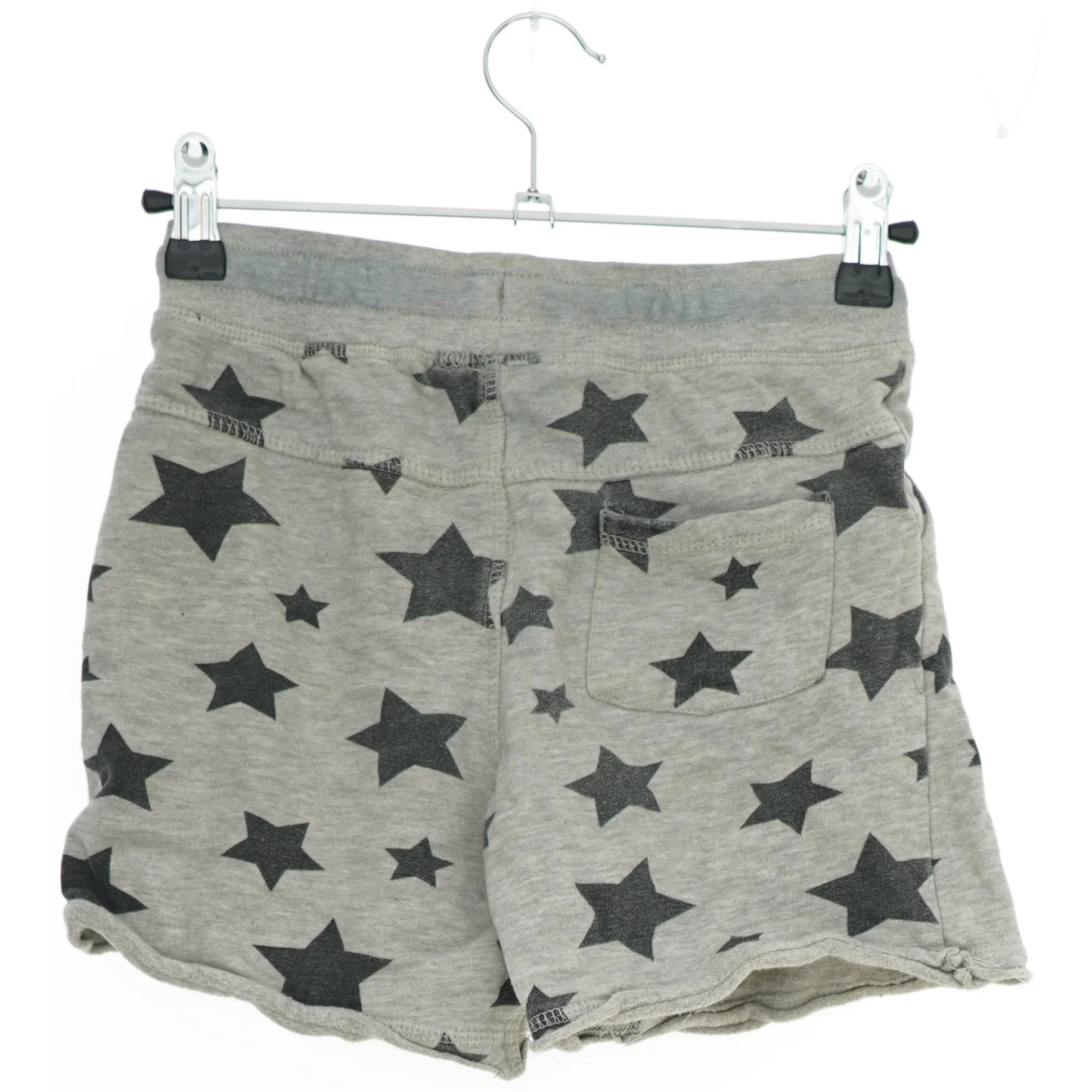 Børneshorts med stjernemønster fra Luca & Lola (str. 128)