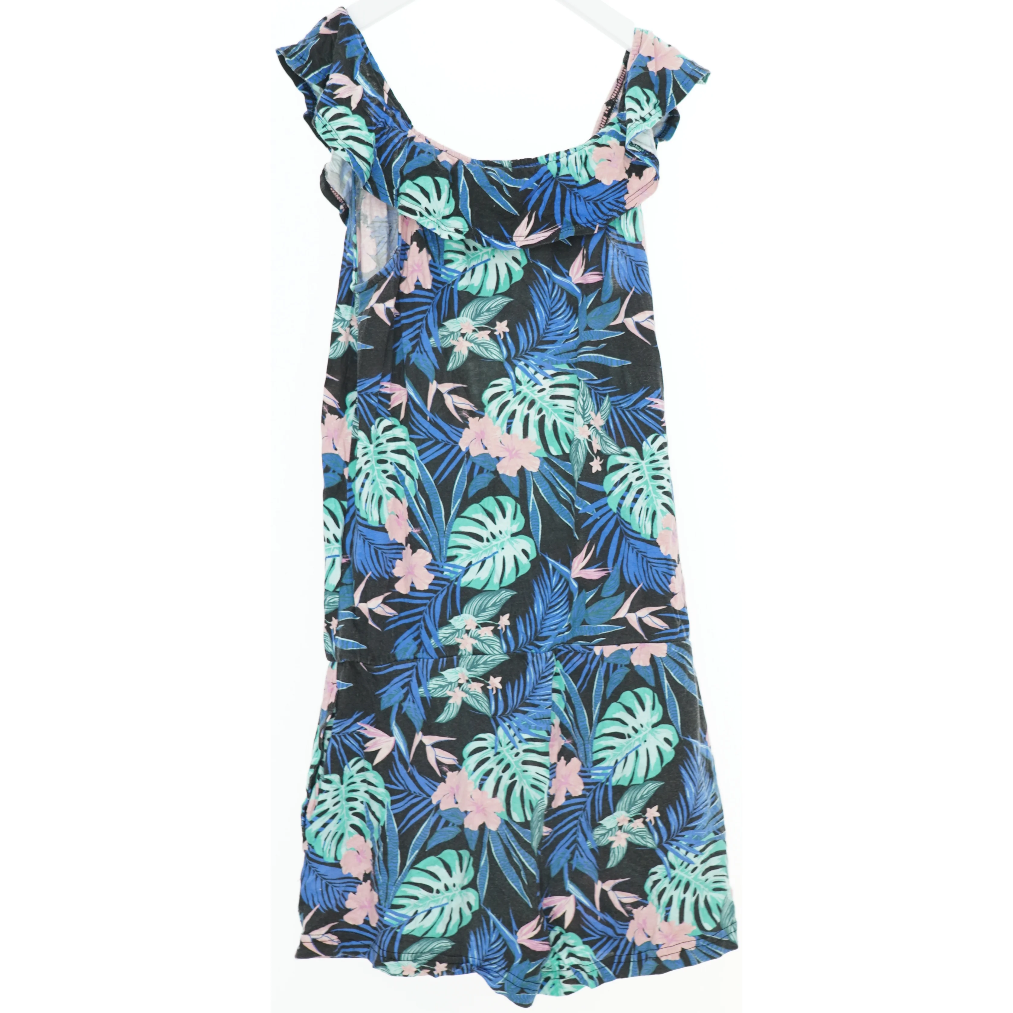 Sommerdragt med tropisk print fra Summer Time (str. 152)