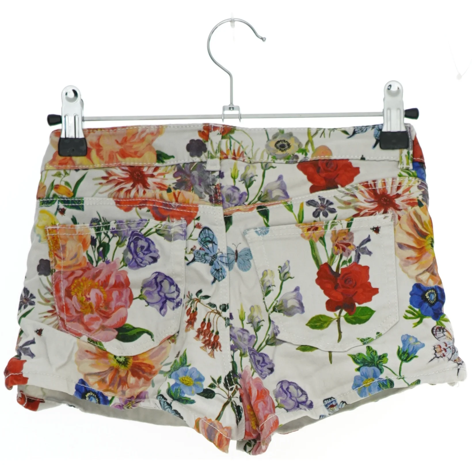 Blomstrede shorts fra H&M (str. 146)