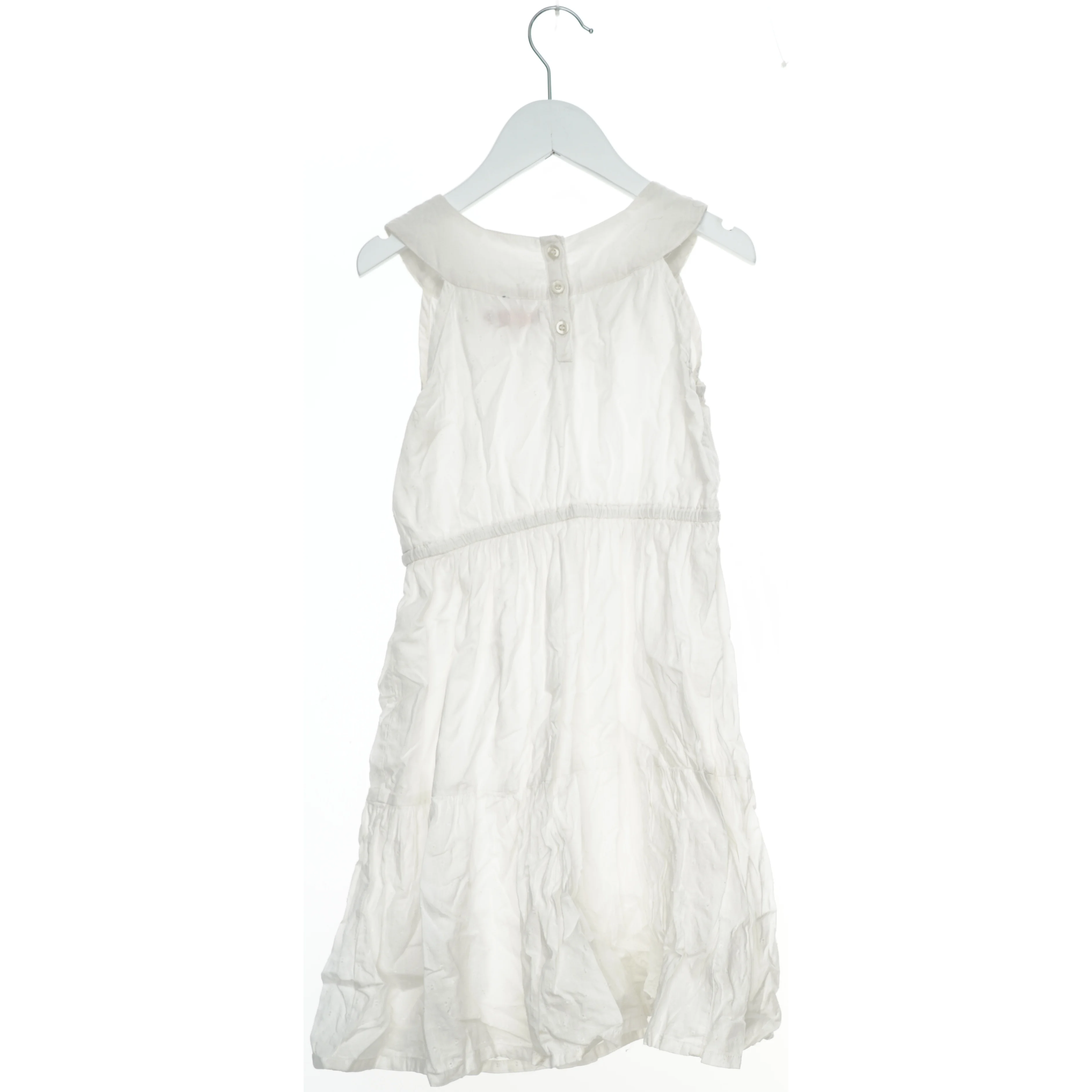 Hvid kjole med dekorativ halsudskæring fra Bluezoo (str. 128)