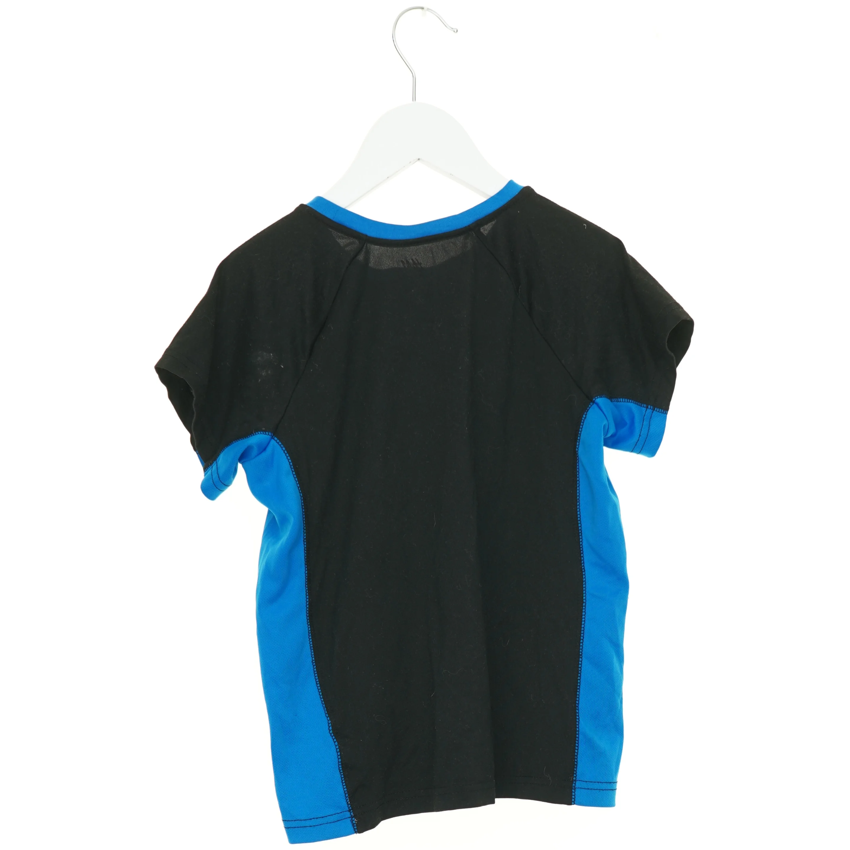 T-Shirt fra H&M (str. 140 cm)