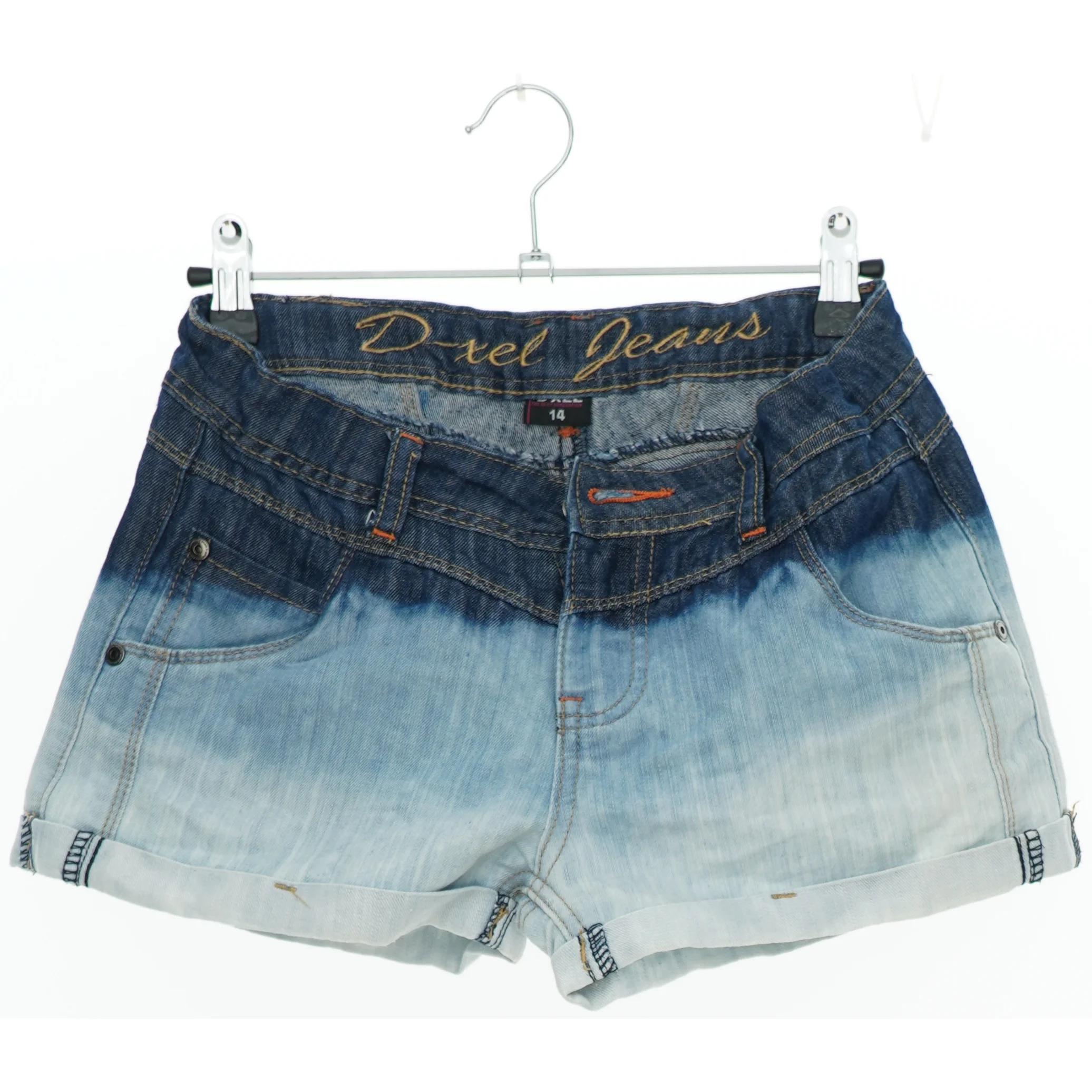 Shorts fra DNG (str. 164 cm)