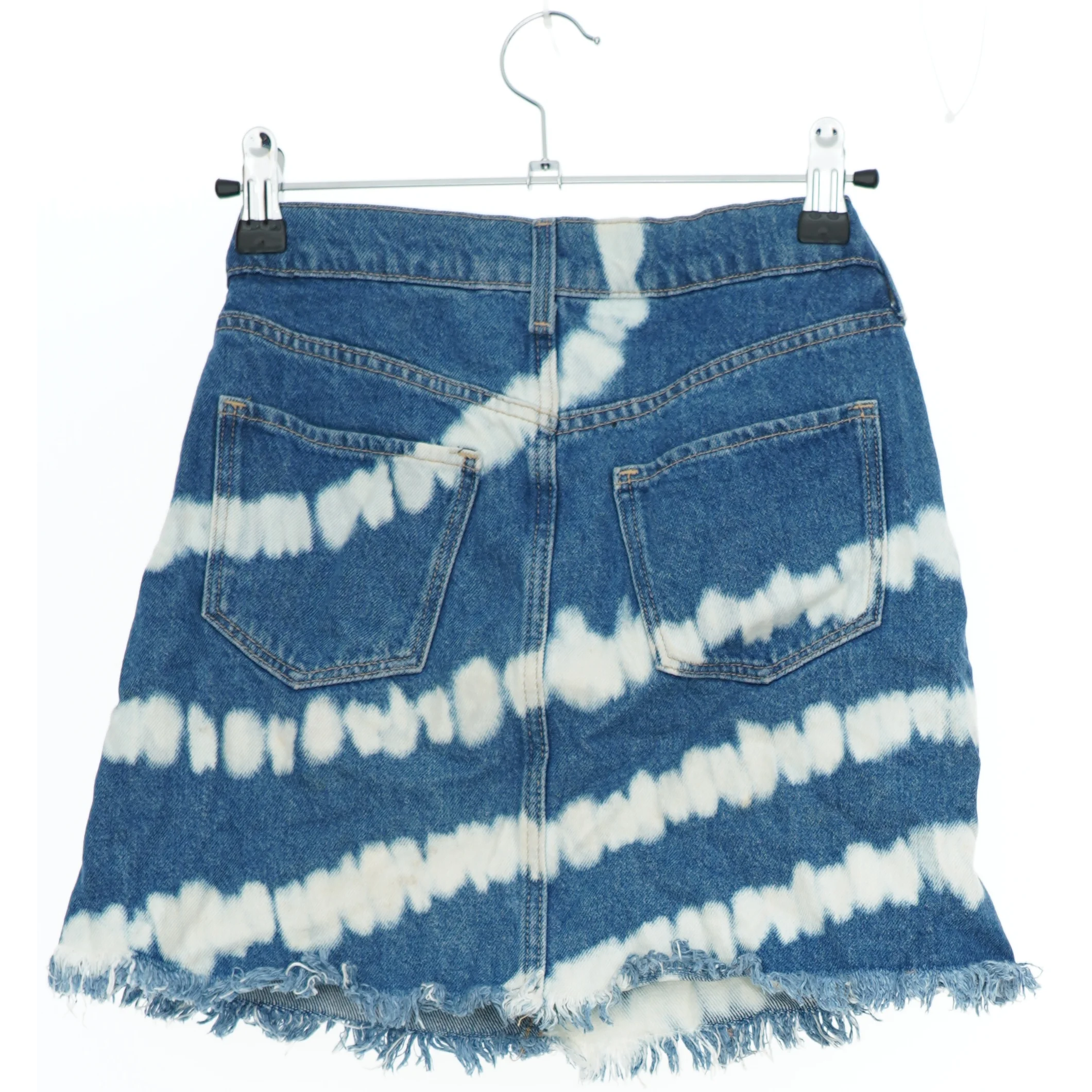 Denim nederdel med mønster fra &Denim (str. 146)