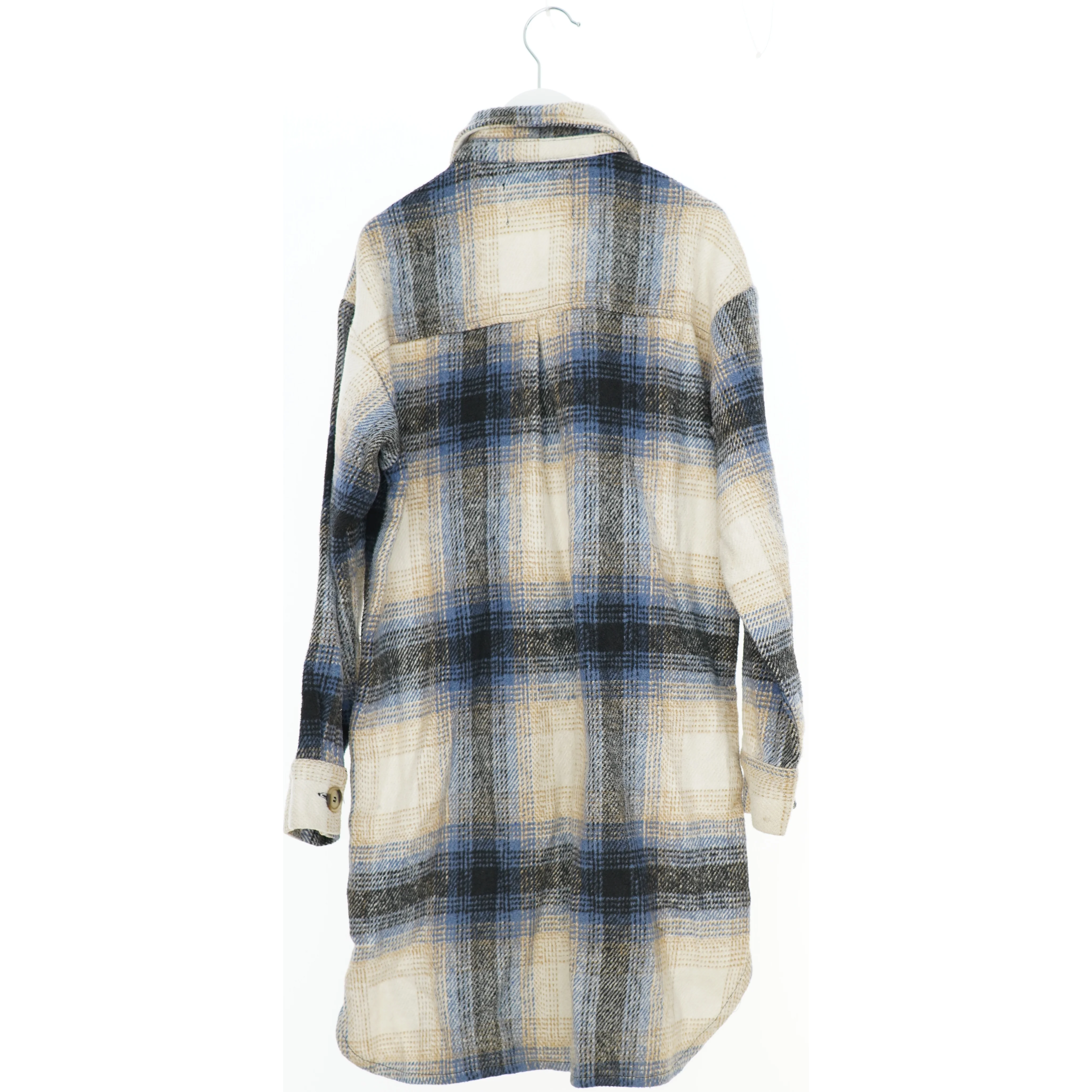 Lange ternet skjorte fra D-XEL (str. 140)