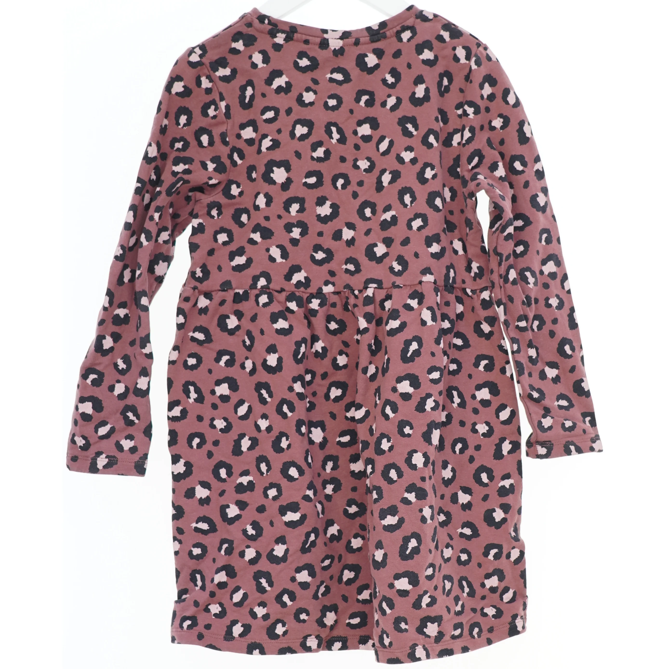 Langærmet kjole med leopardprint fra Guppy (str. 122)