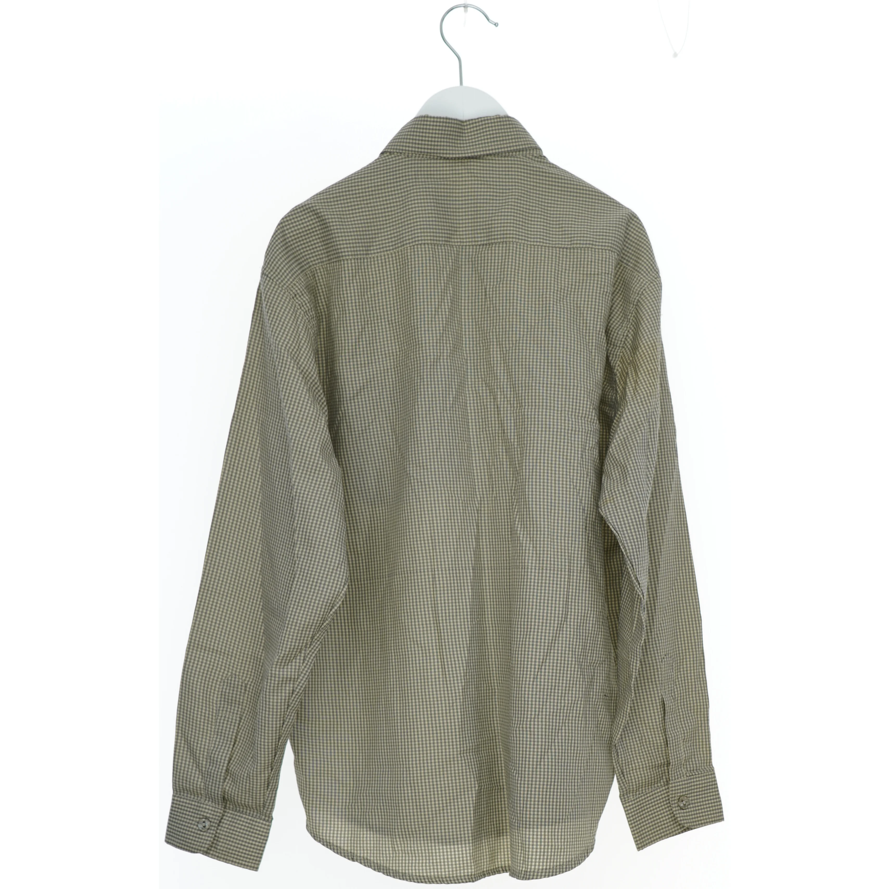 Skjorte med ternede mønster fra Lazer (str. 158)