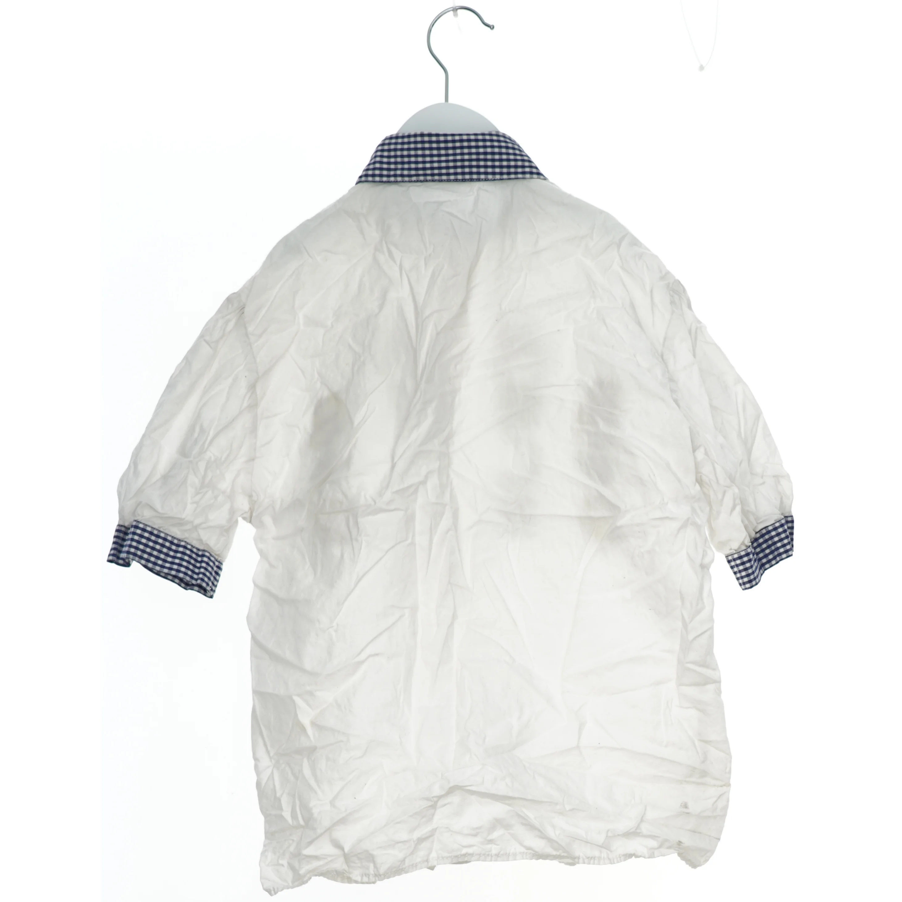 Hvid skjorte med broderi fra Benetton (str. L)