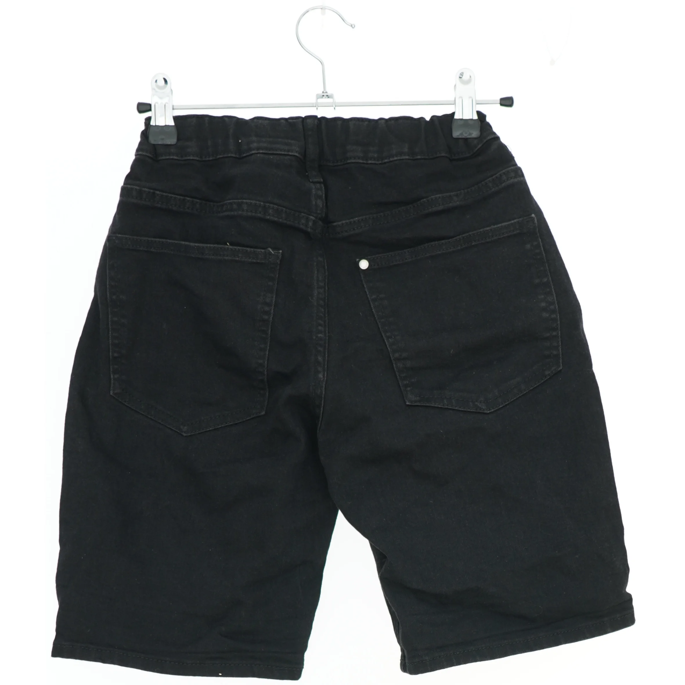 Sort shorts fra &Denim (str. 152)