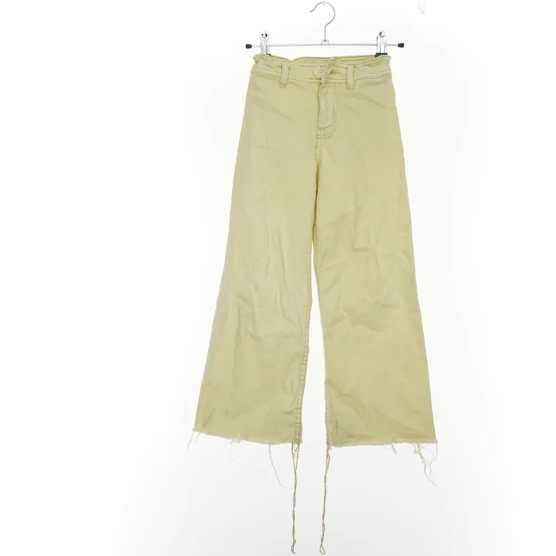 Bukser fra Zara (str. 122 cm)