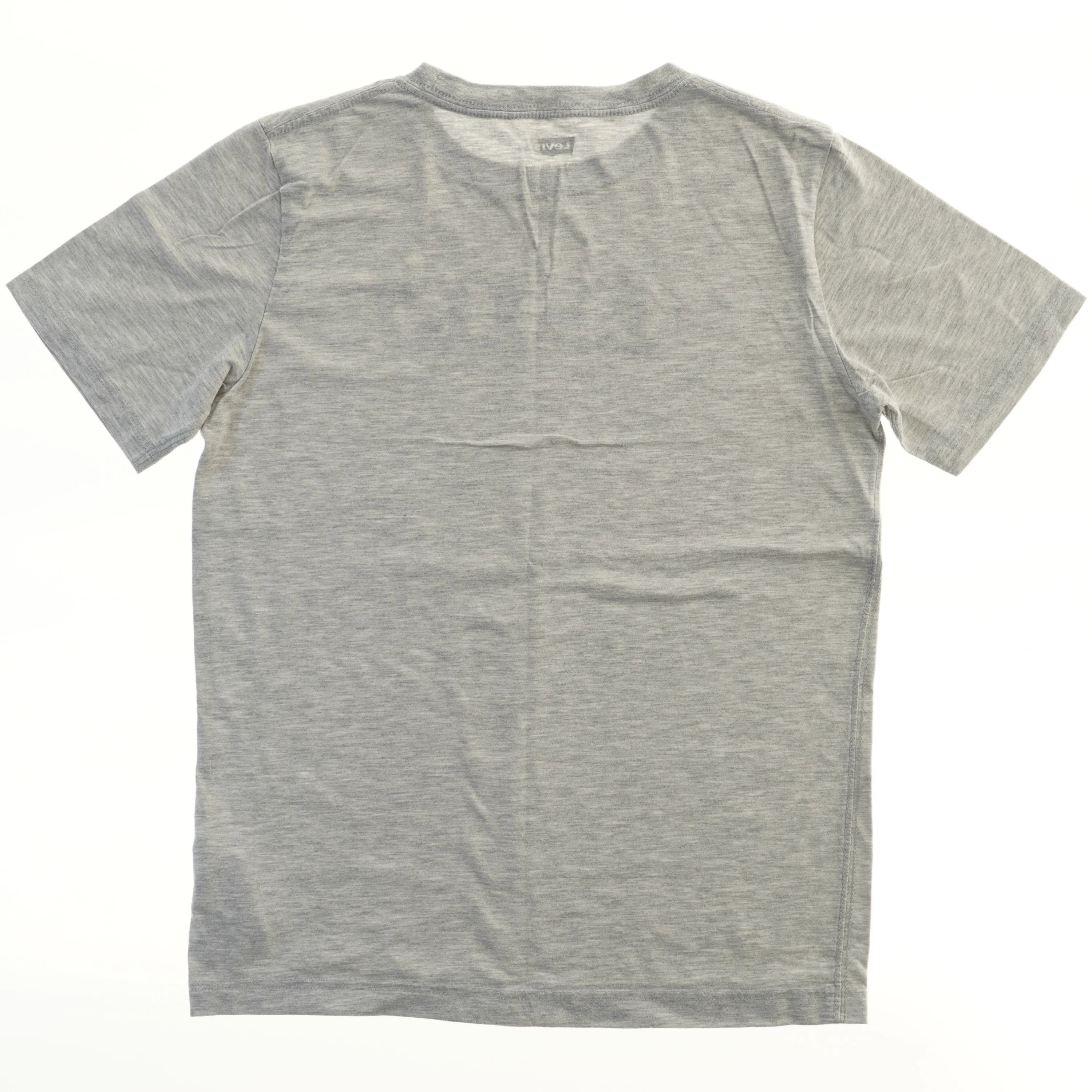 Grå T-shirt med logo fra Levis (str. 176)