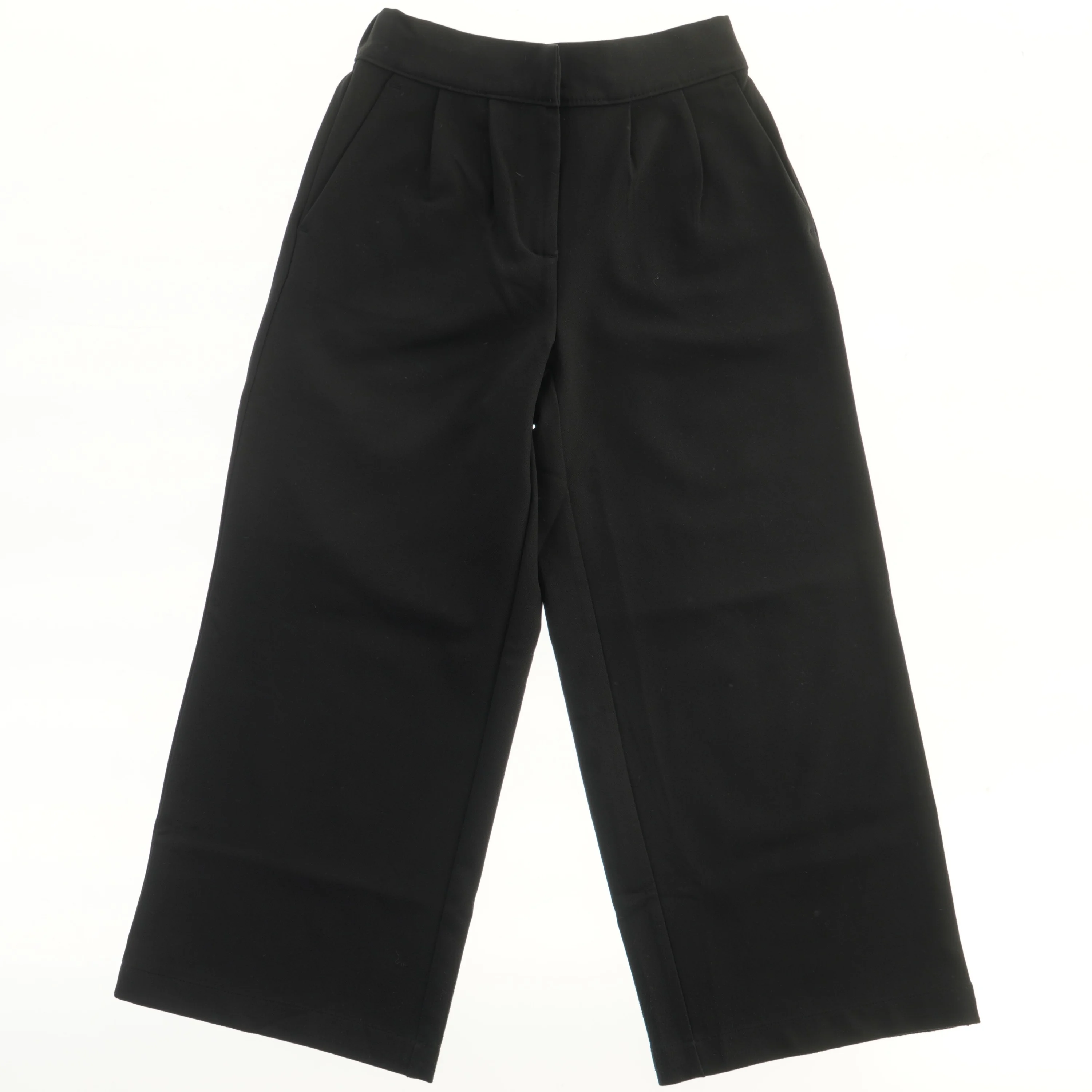 Sort habit bukser fra Name It (str. 134)