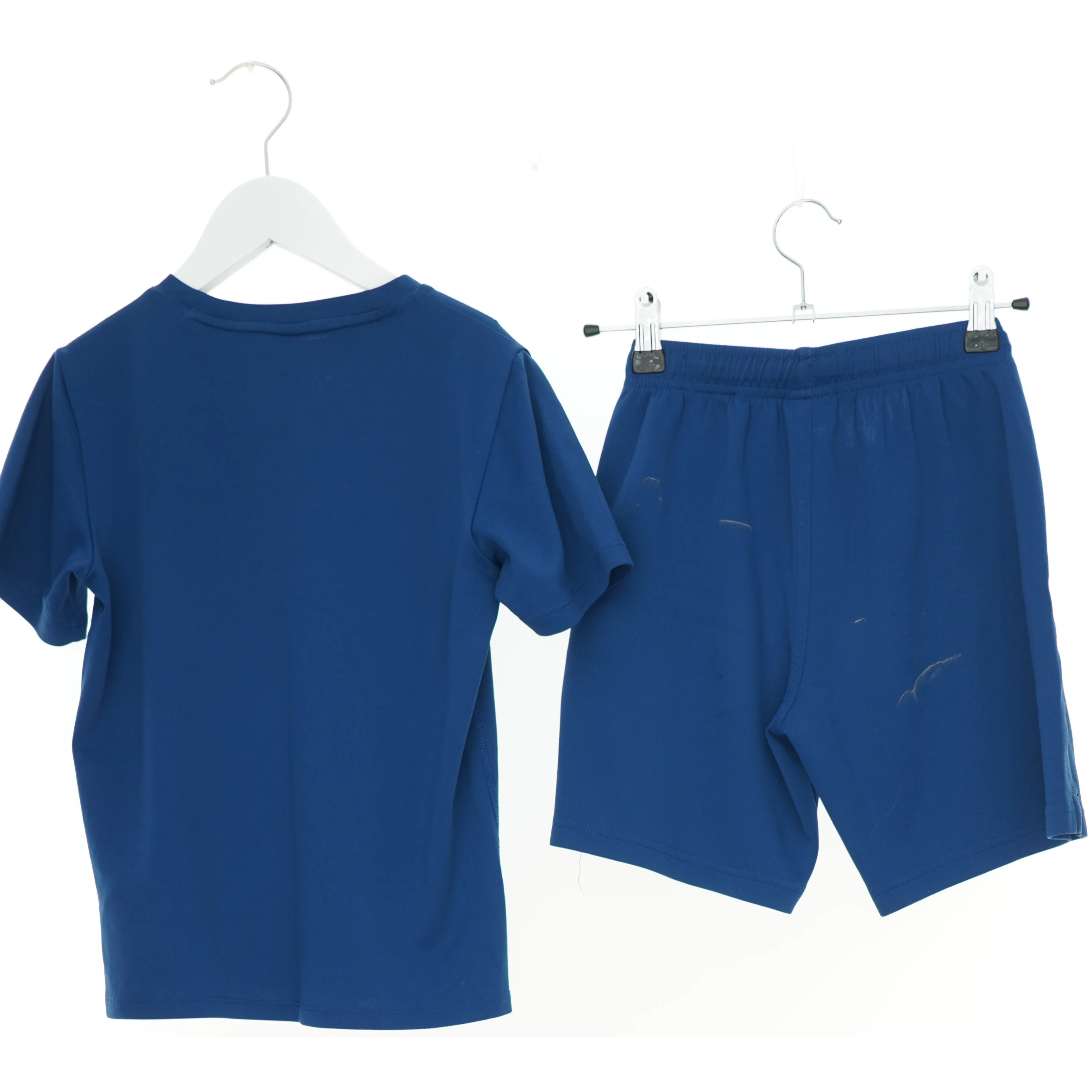 Sæt sportstøj fra H&M (str. 128 cm)