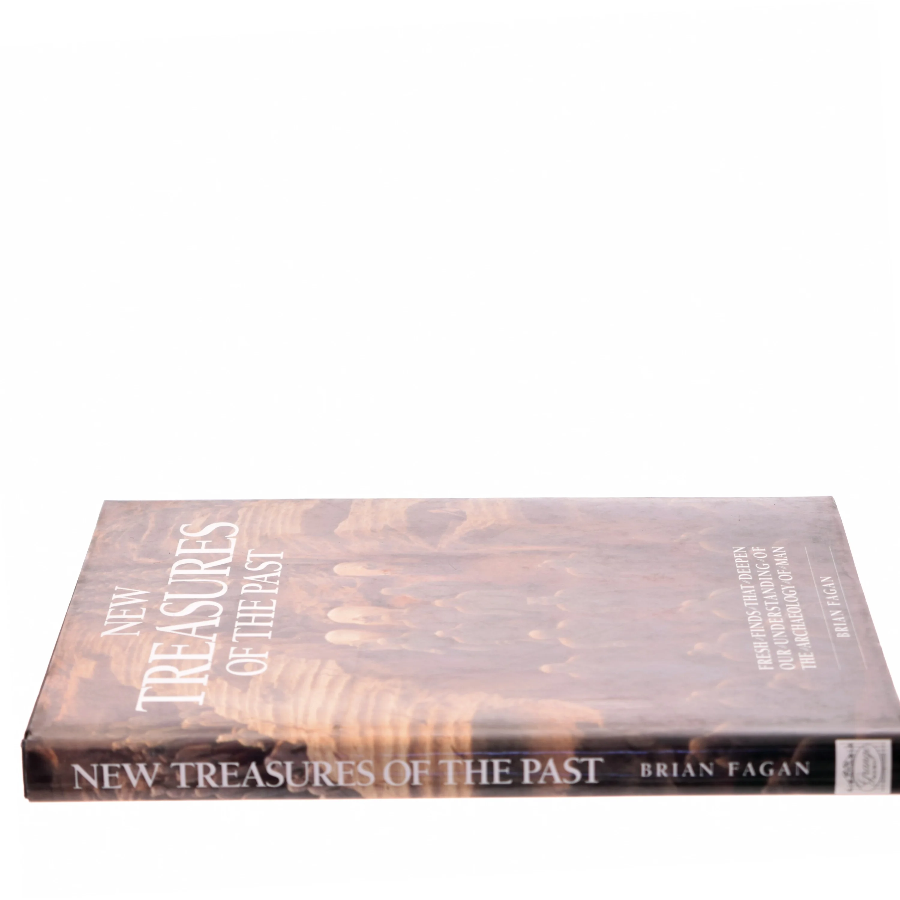 New treasures of the past : fresh finds that deepen our understanding of the archaeology of man af Brian M. Fagan (Bog)