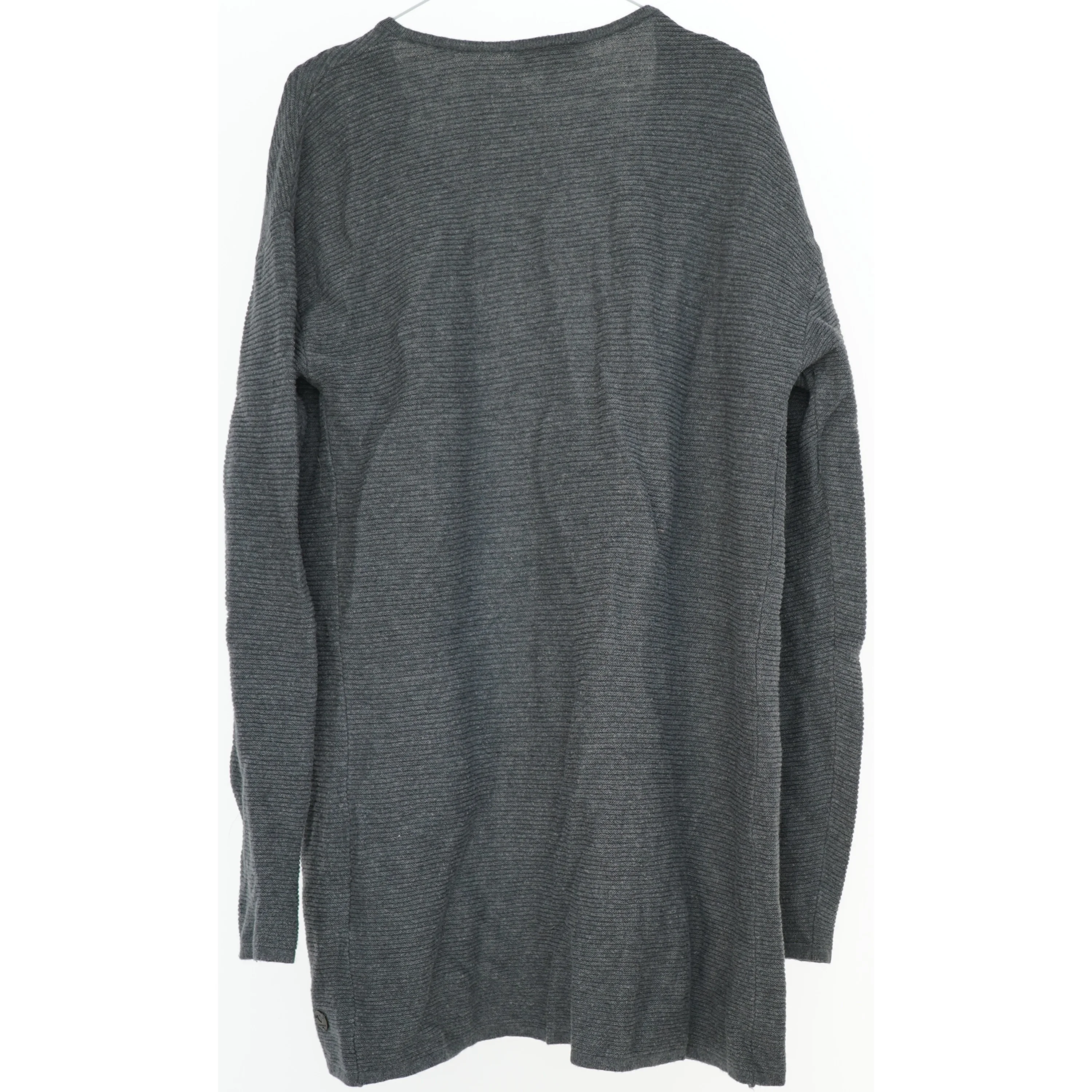 Grå cardigan fra Pomp de Lux (str. 152)