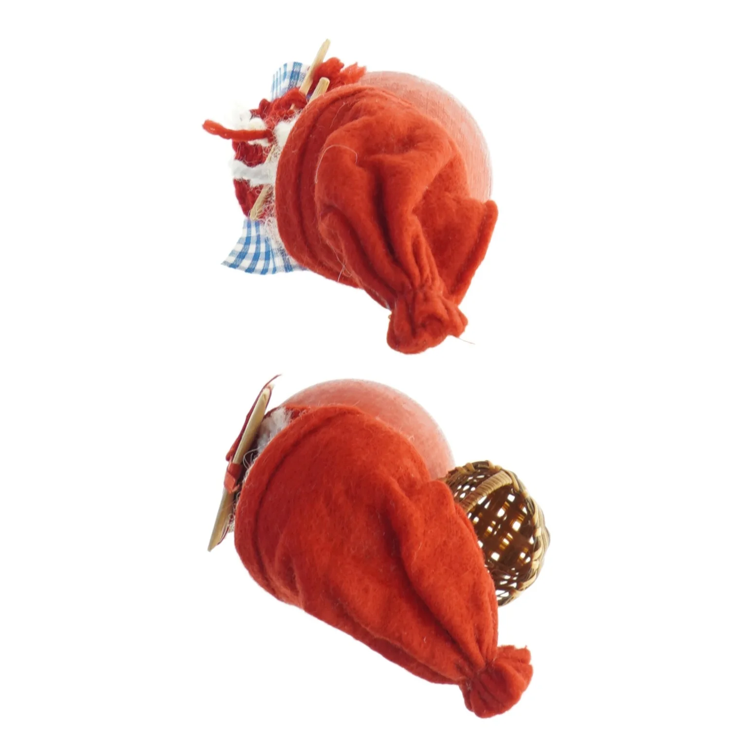 Nissefigur med træfod og filt tøj (str. H. 16 cm)