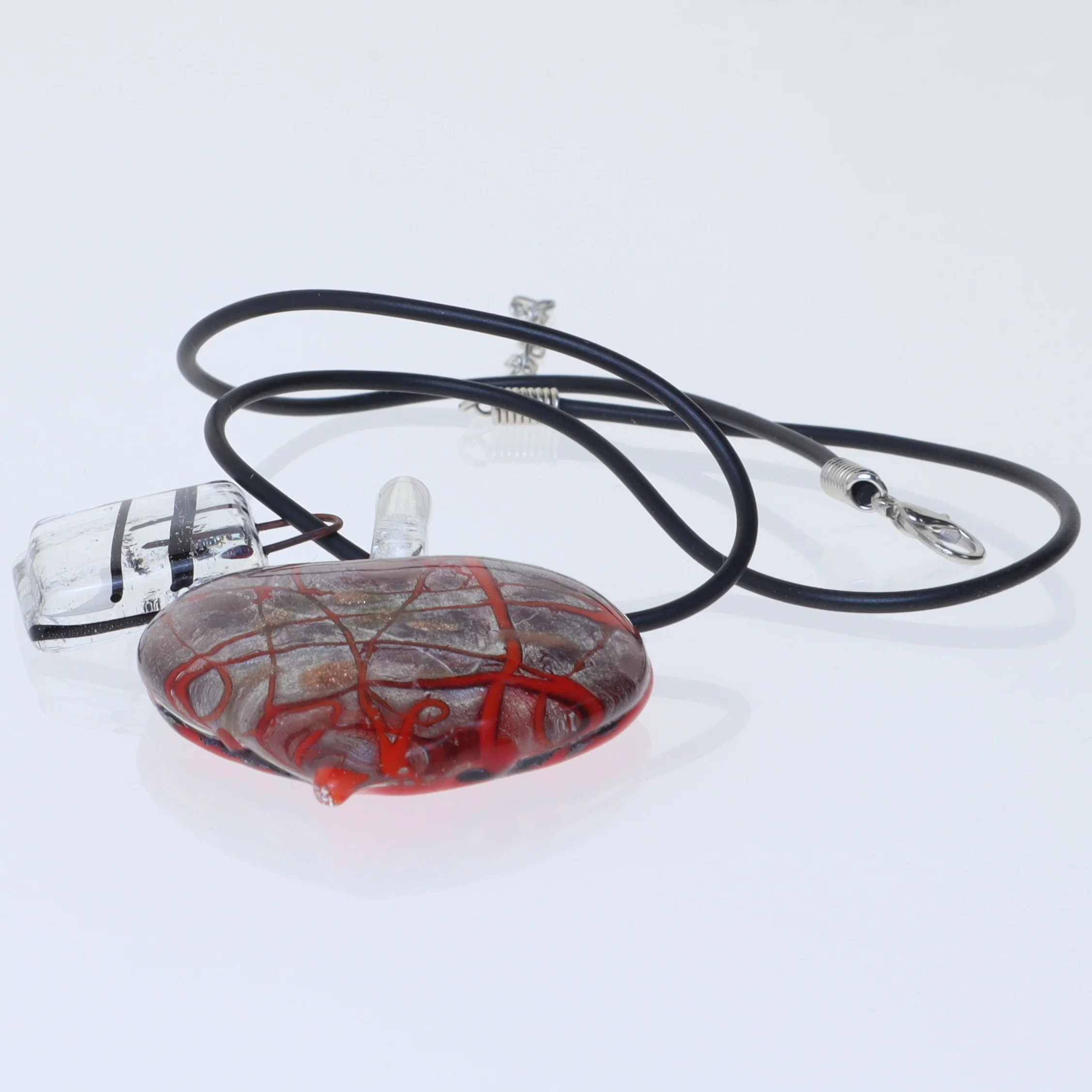 Glashjerte halskæde (str. 44 cm)