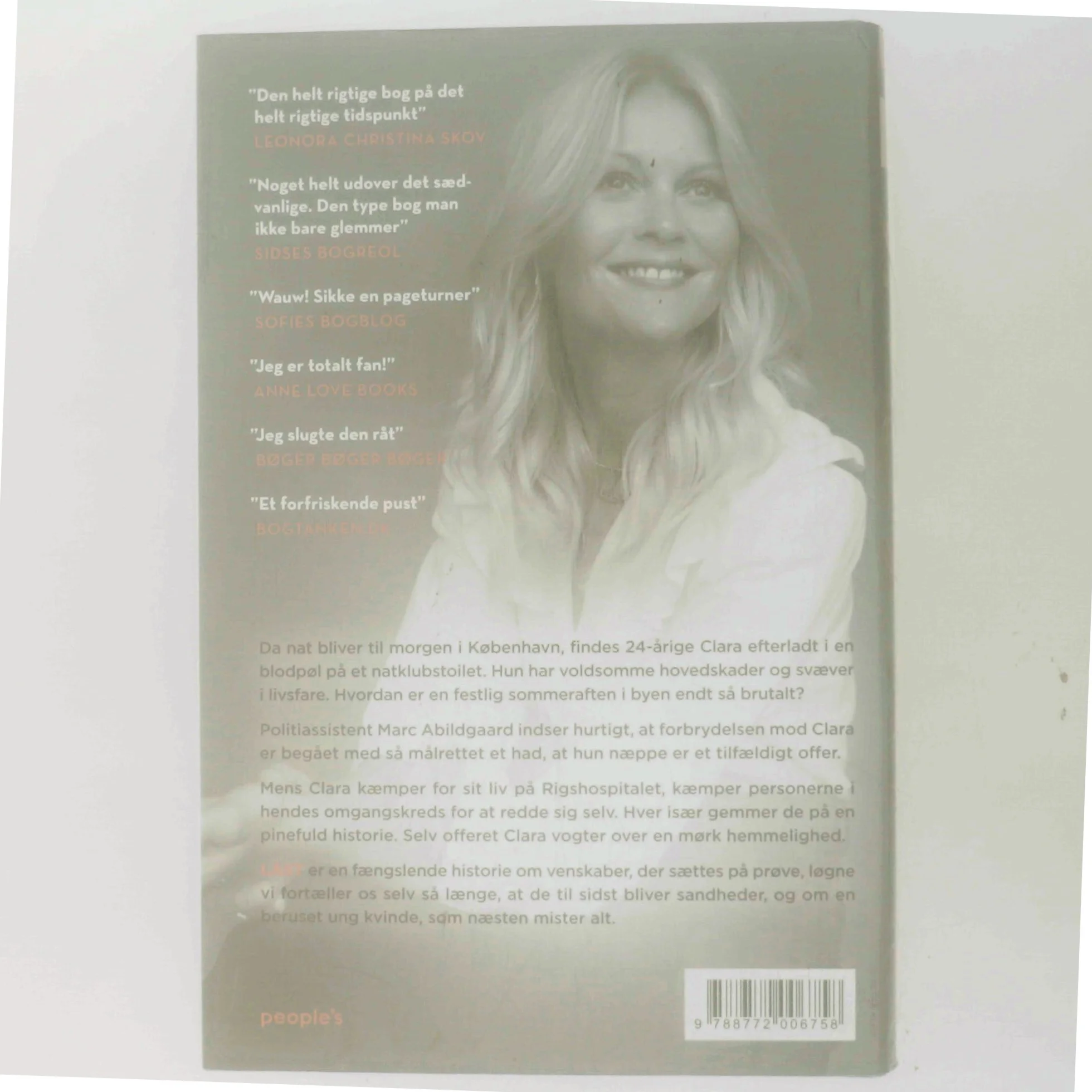 Låst af Anne Mette Kirk (Bog)