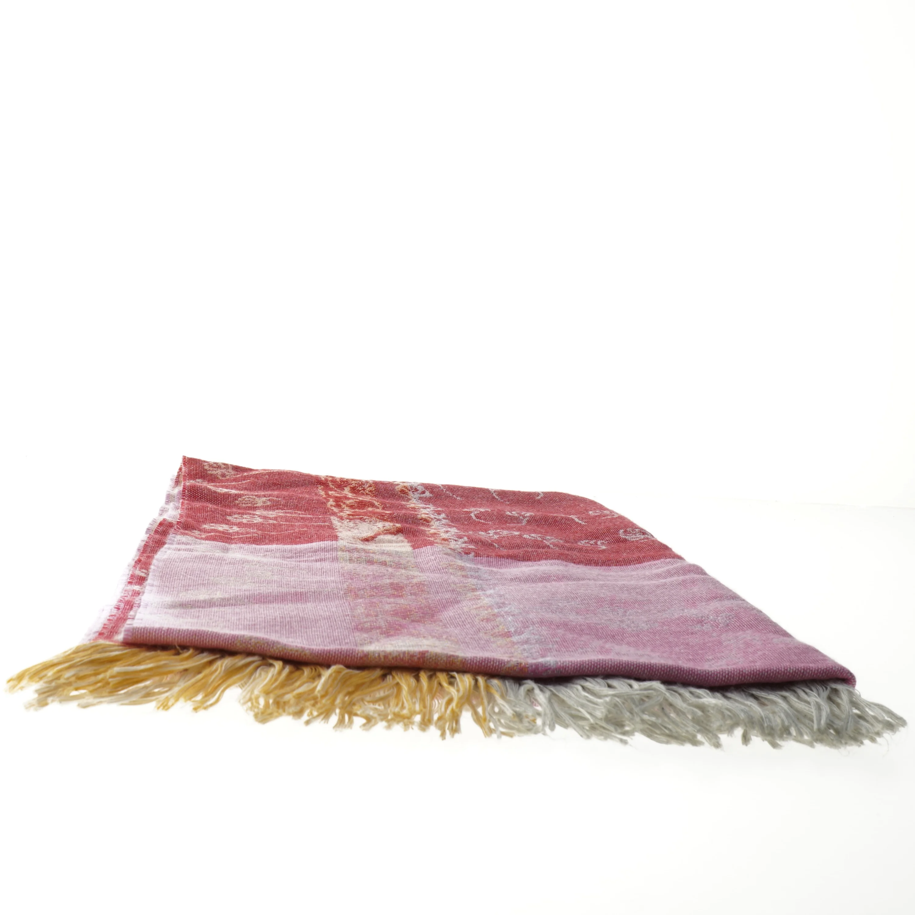 Tørklæde med mønster (str. 60x194 cm)