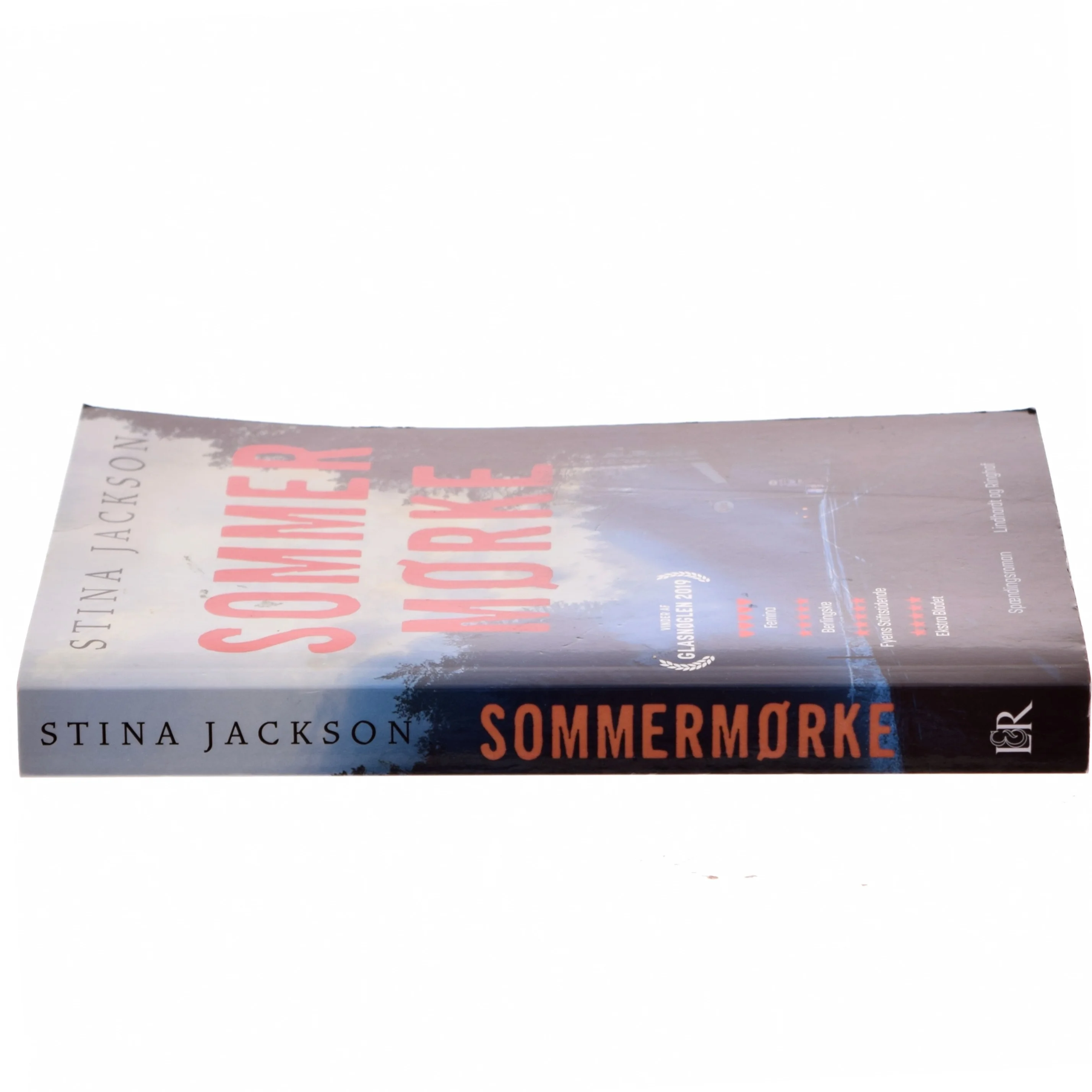 Sommermørke af Stina Jackson (f. 1983) (Bog)