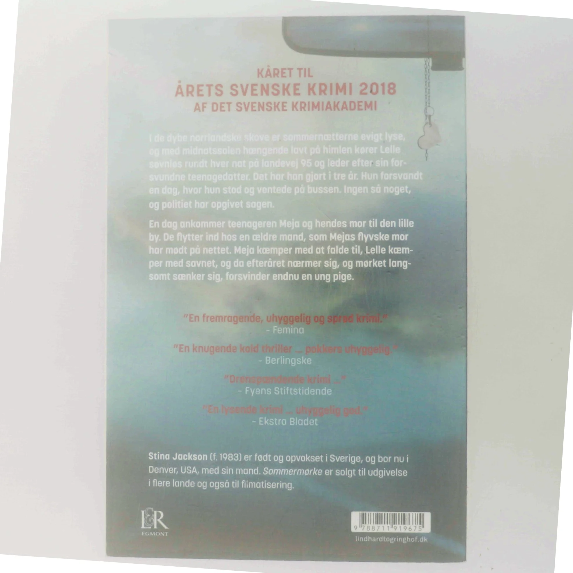 Sommermørke af Stina Jackson (f. 1983) (Bog)