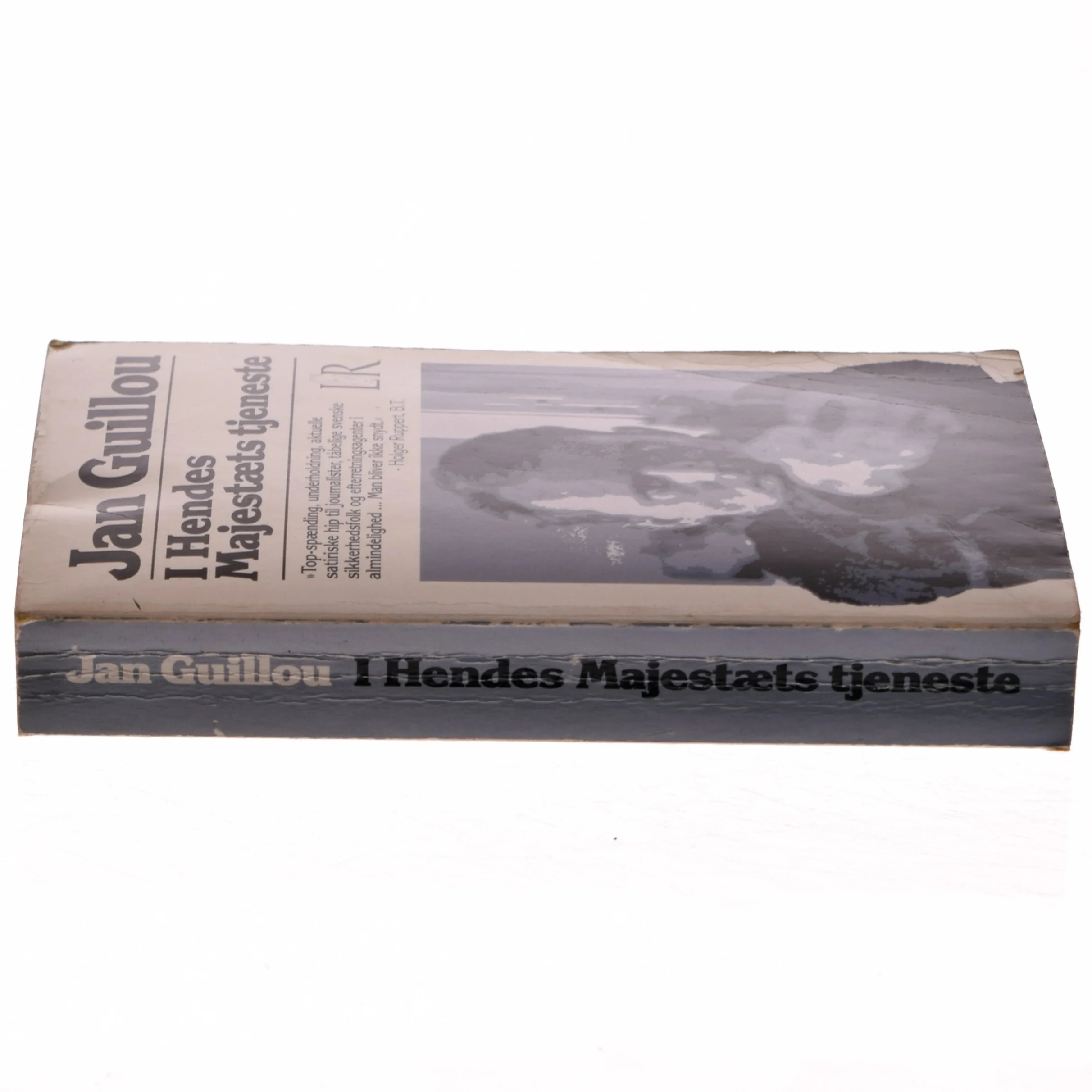 I Hendes Majestæts tjeneste af Jan Guillou (Bog)